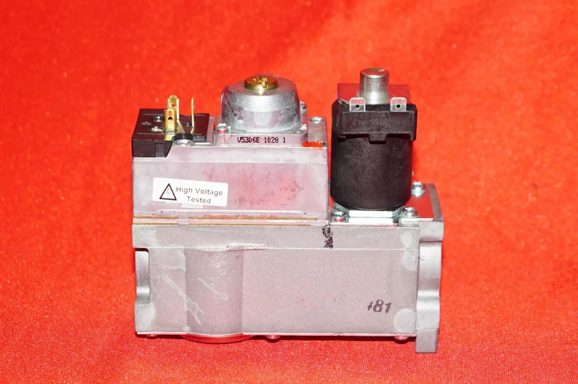 Honeywell Gaskombiregler VR4601A Neuwertiger Zustand – Ansicht 6