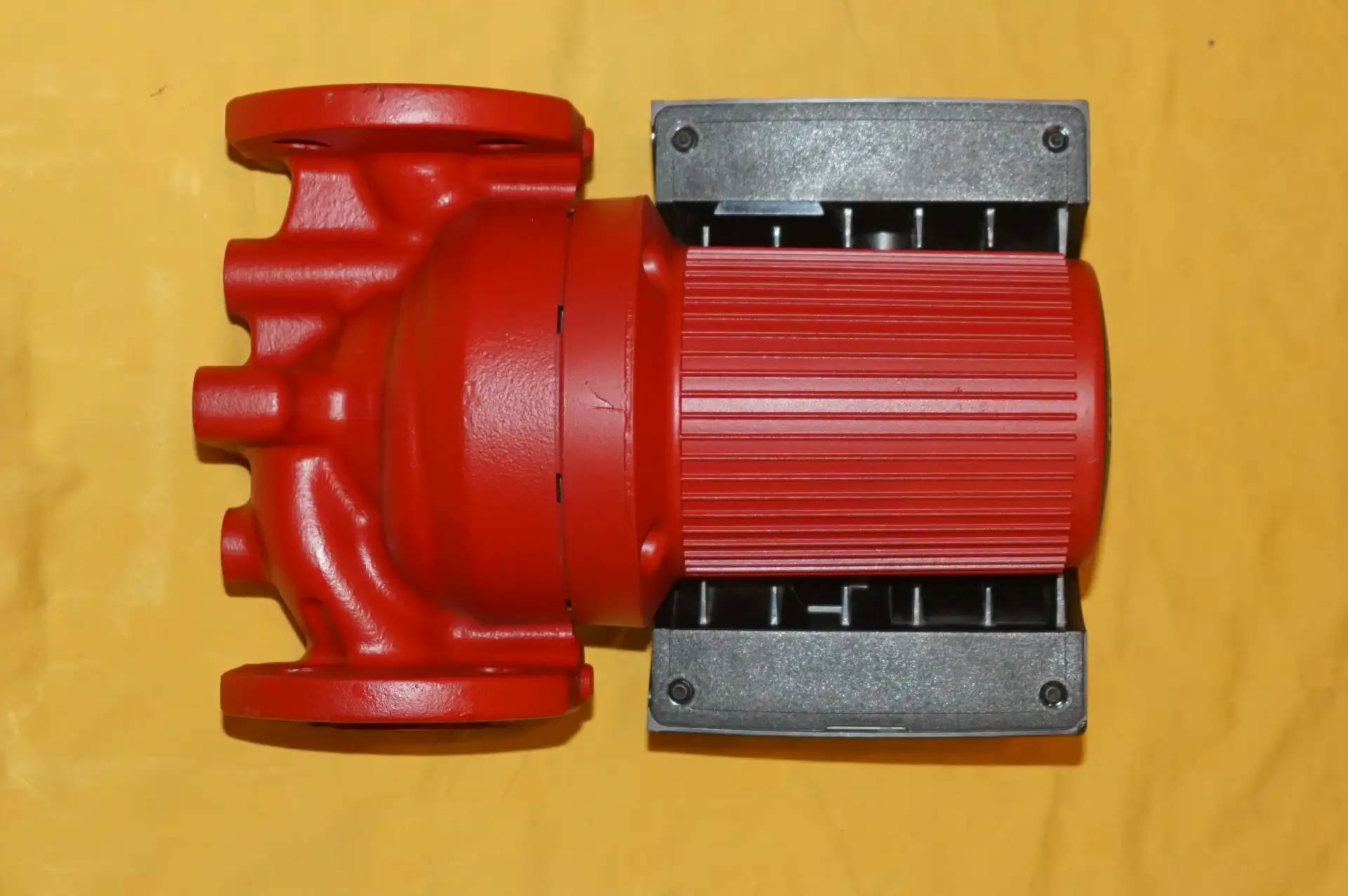 Grundfos Magna 32-120F Heizungspumpe – Ansicht 5