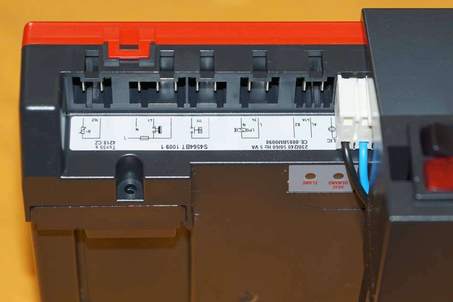 Honeywell S4564 BT Gasfeuerungsautomat – Ansicht 5