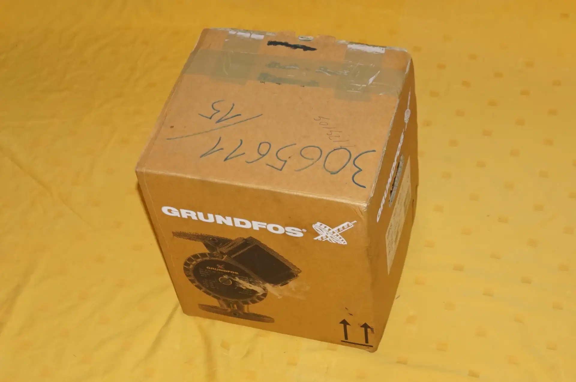 Grundfos UPS 32 – 60 F Heizungspumpe – Ansicht 8