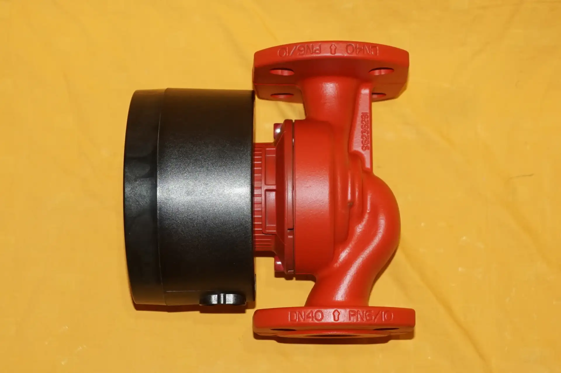 Grundfos Magna 40-100F Heizungspumpe – Ansicht 9