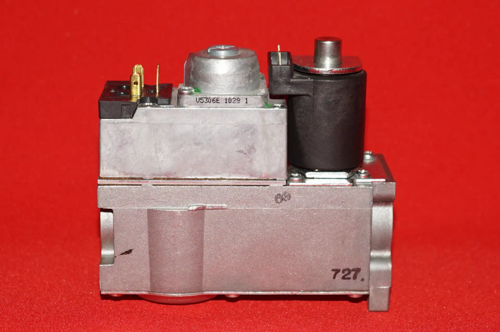 Honeywell Gaskombiregler VR4605C – Ansicht 3
