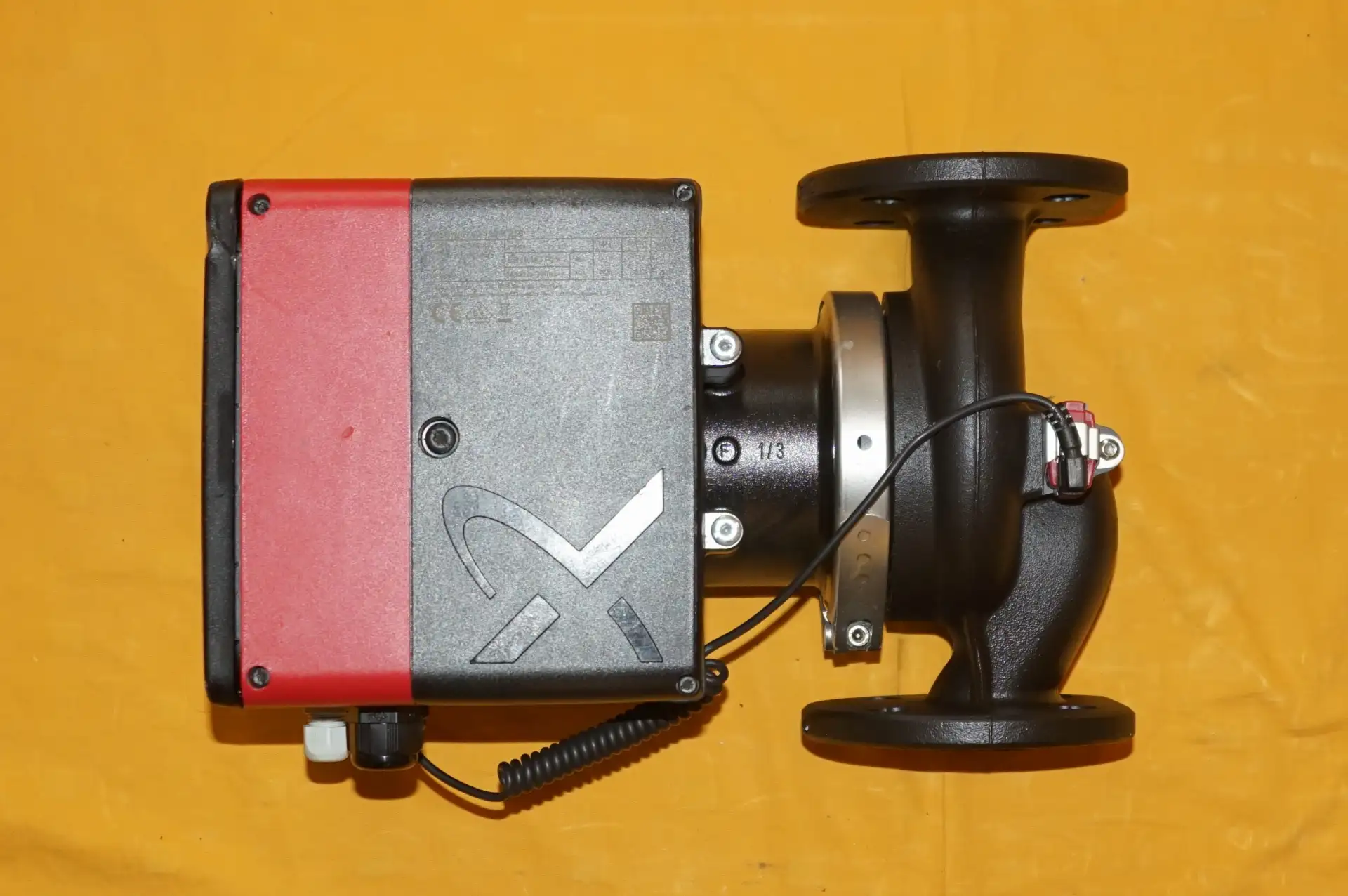 Grundfos Magna 3 40-120 F Heizungspumpe UNBENUTZT – Ansicht 4