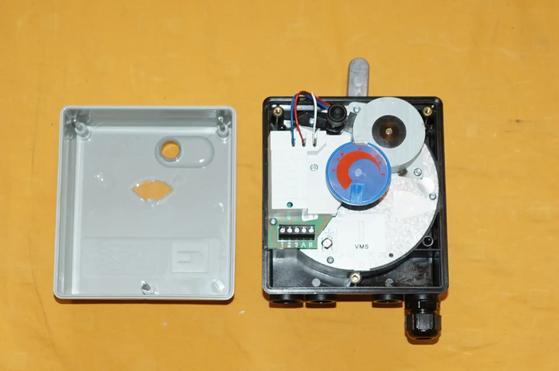 Centra Honeywell 4-Wege Heizkreismischer ZR40 inkl. Mischermotor VMM20 – Ansicht 9