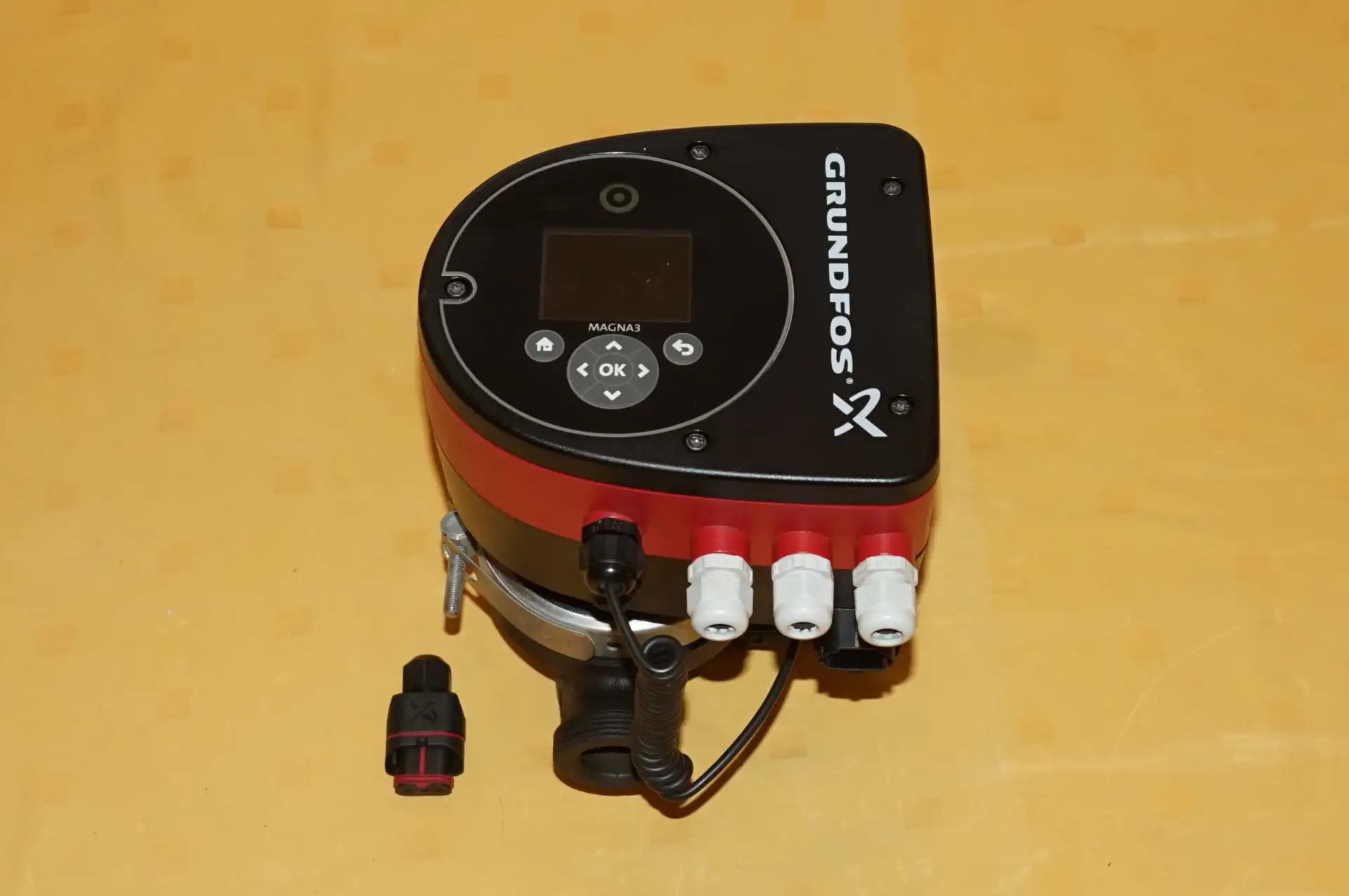 Grundfos Magna 3  25 – 40 Heizungspumpe TOP  ZUSTAND – Ansicht 2