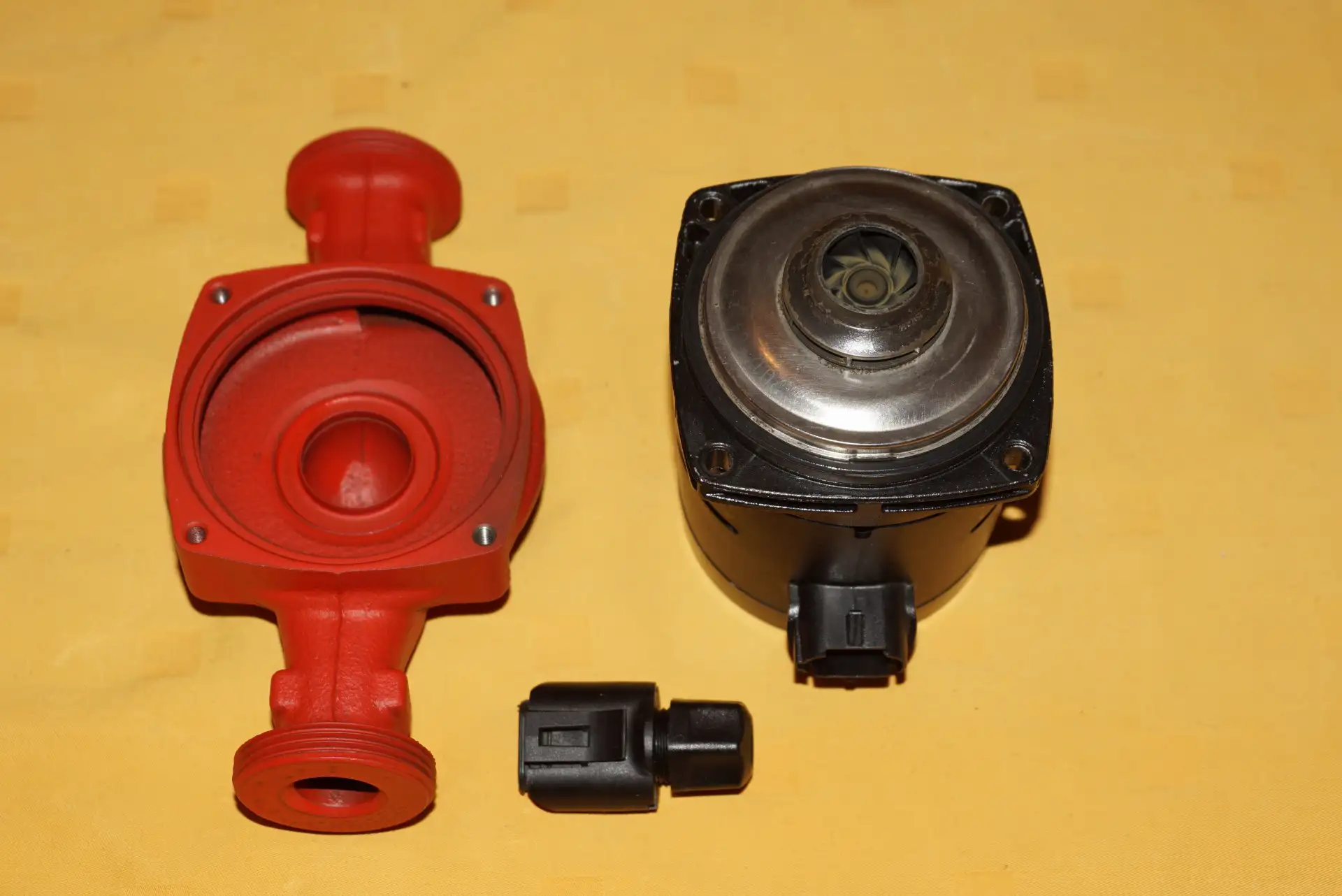 Grundfos Alpha 2  25-60  180 Heizungspumpe – Ansicht 8