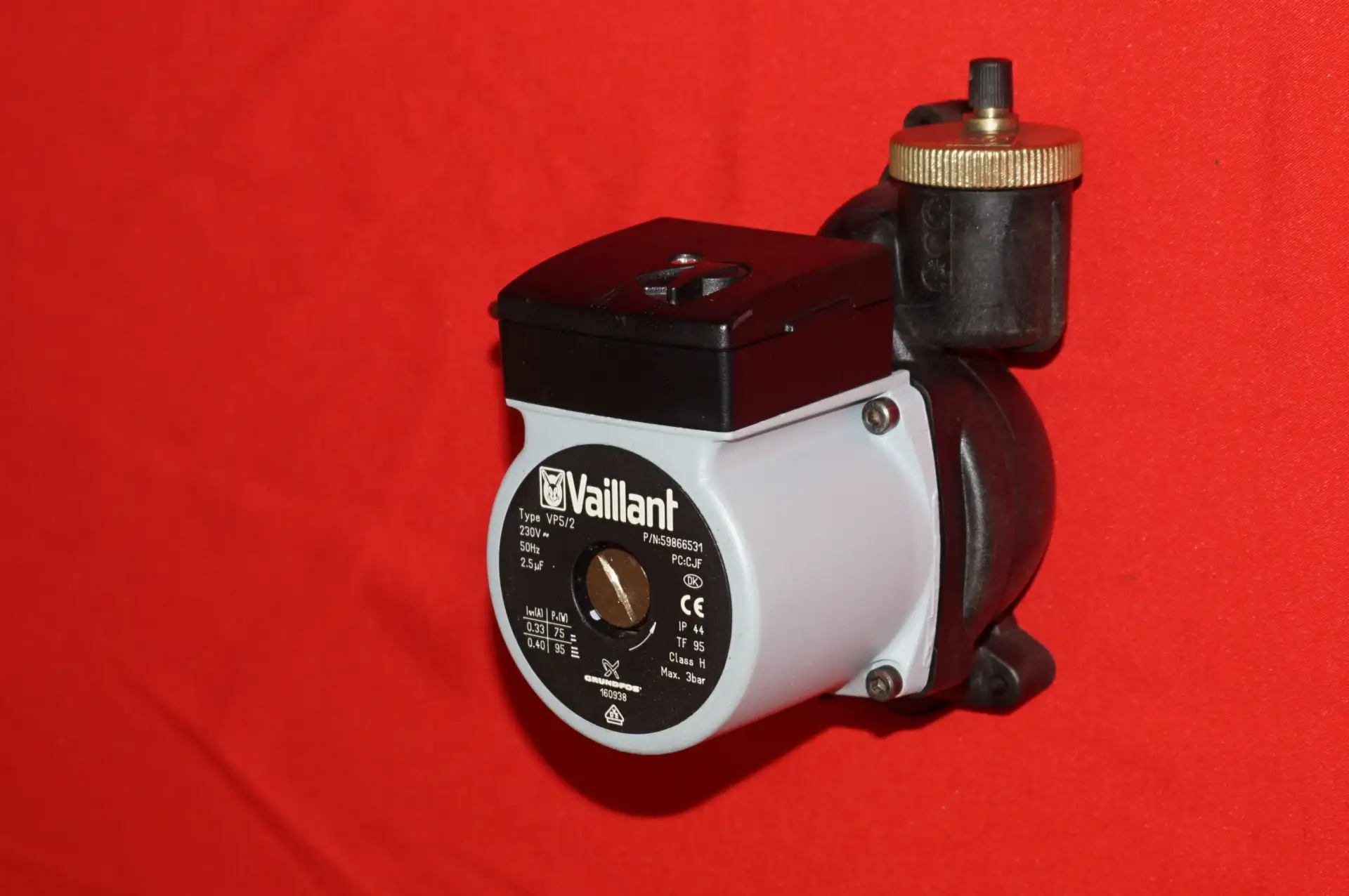 Grundfos Vaillant VP5/2 Heizungspumpe VC/VCW – Ansicht 3