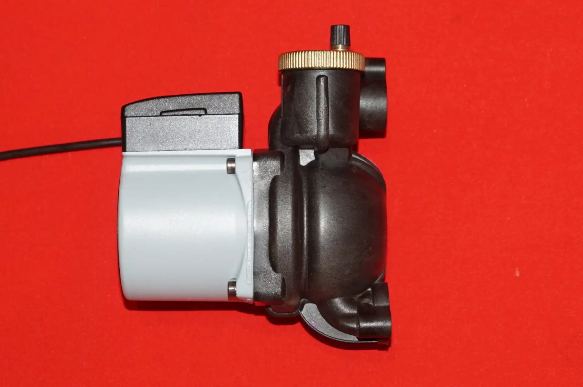 Grundfos Vaillant VP5/2 Heizungspumpe VC/VCW – Ansicht 4