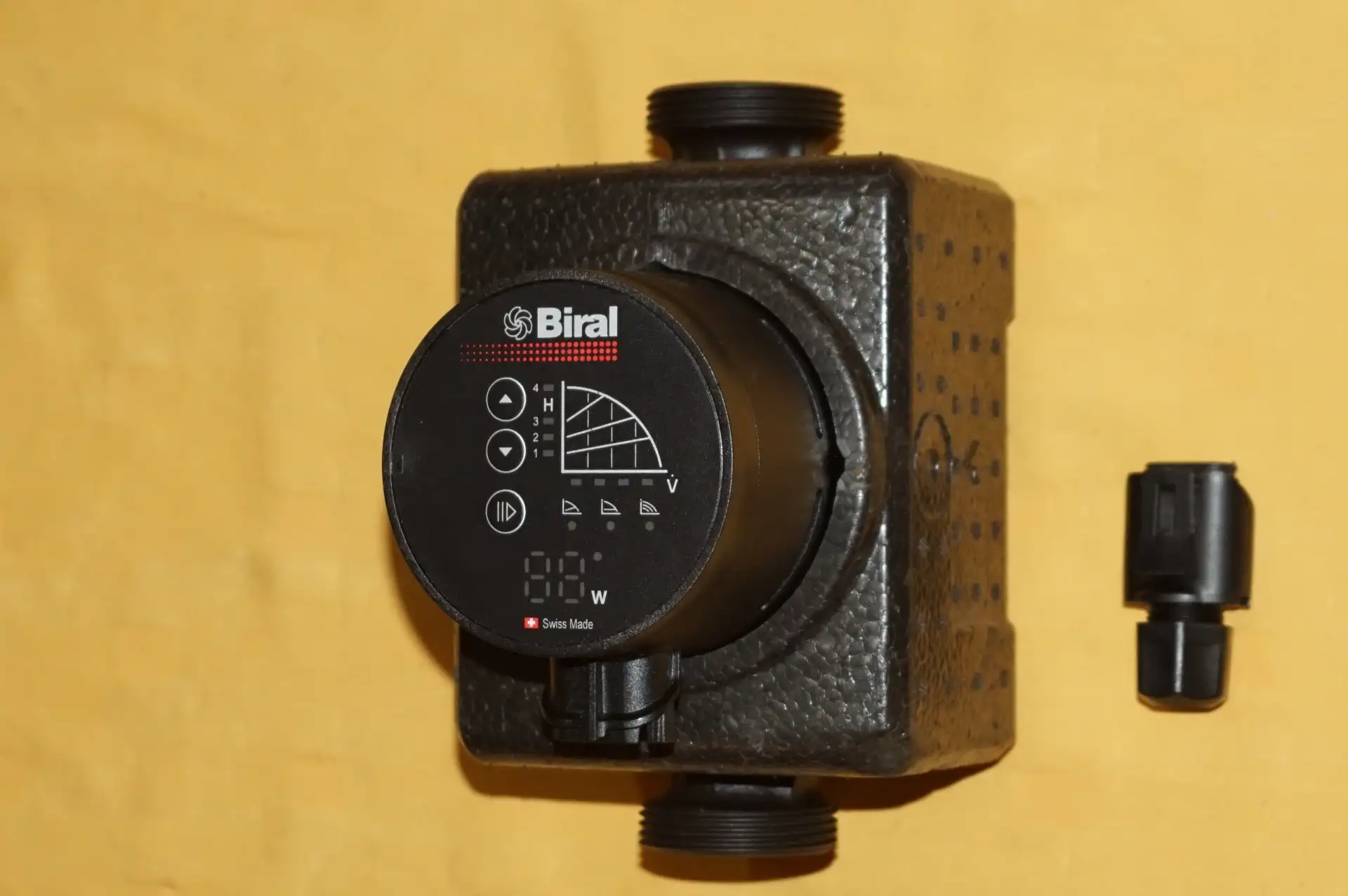 Grundfos Alpha 2  25-60  180 Heizungspumpe (Biral) UNBENUTZT – Produktansicht