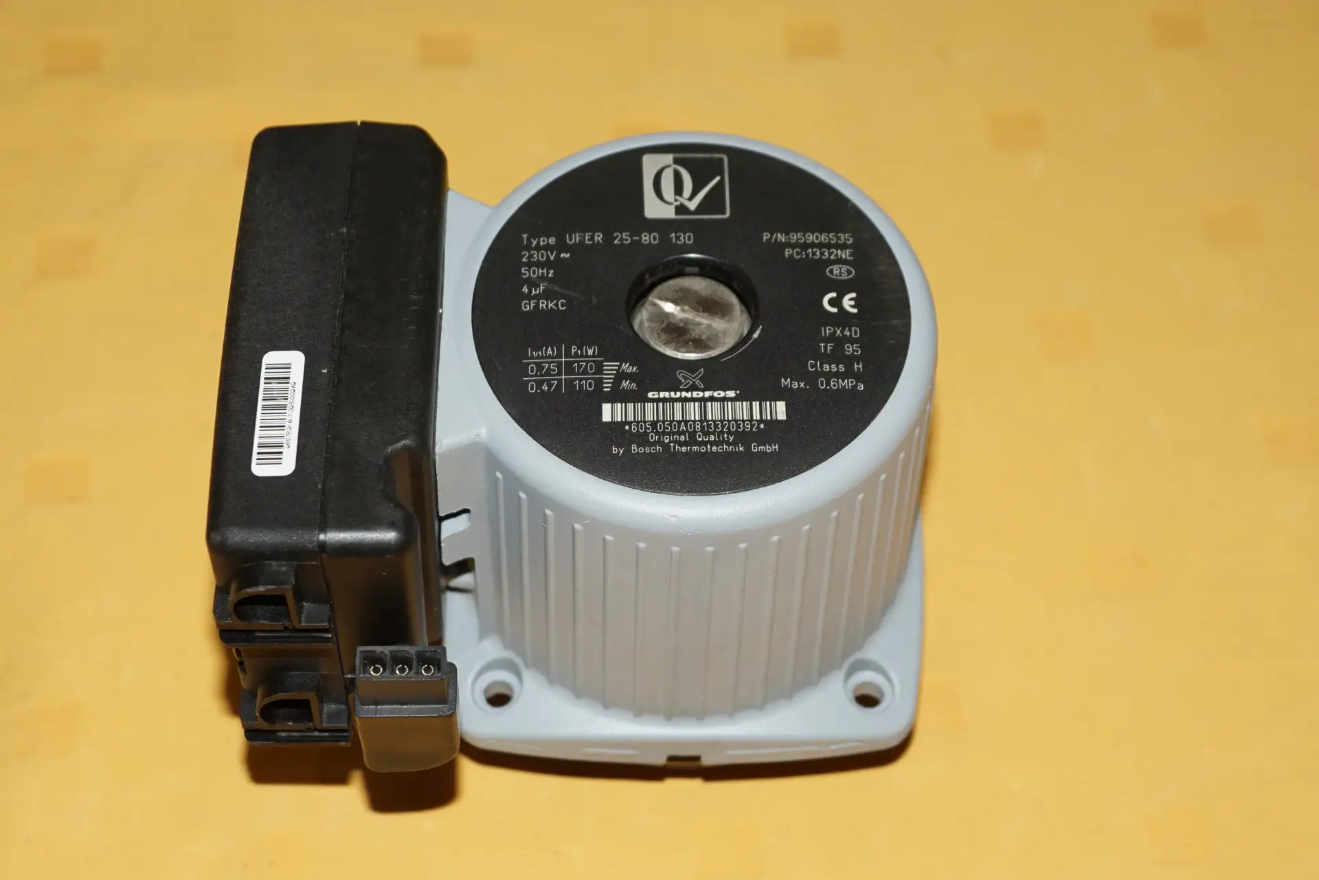 Grundfos / Bosch UPER 25 – 80  Heizungspumpe Buderus – Ansicht 2