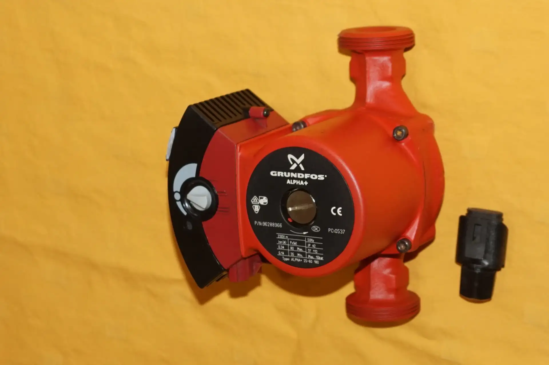 Grundfos Alpha + 25-60  180 E – Heizungspumpe – Produktansicht