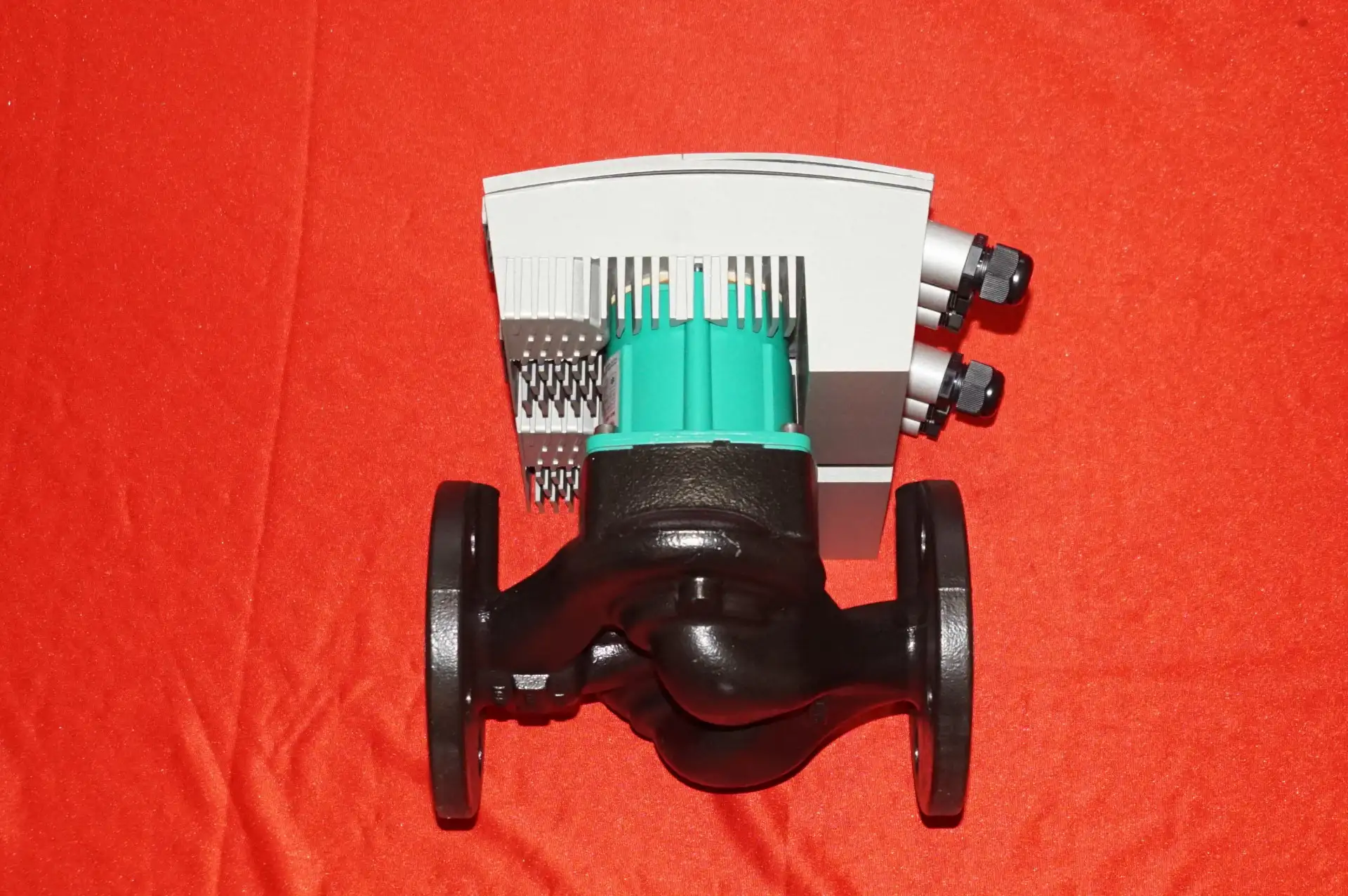 Wilo Stratos D 32 /1-8 Hocheffizienzpumpe Doppelpumpe – Ansicht 5