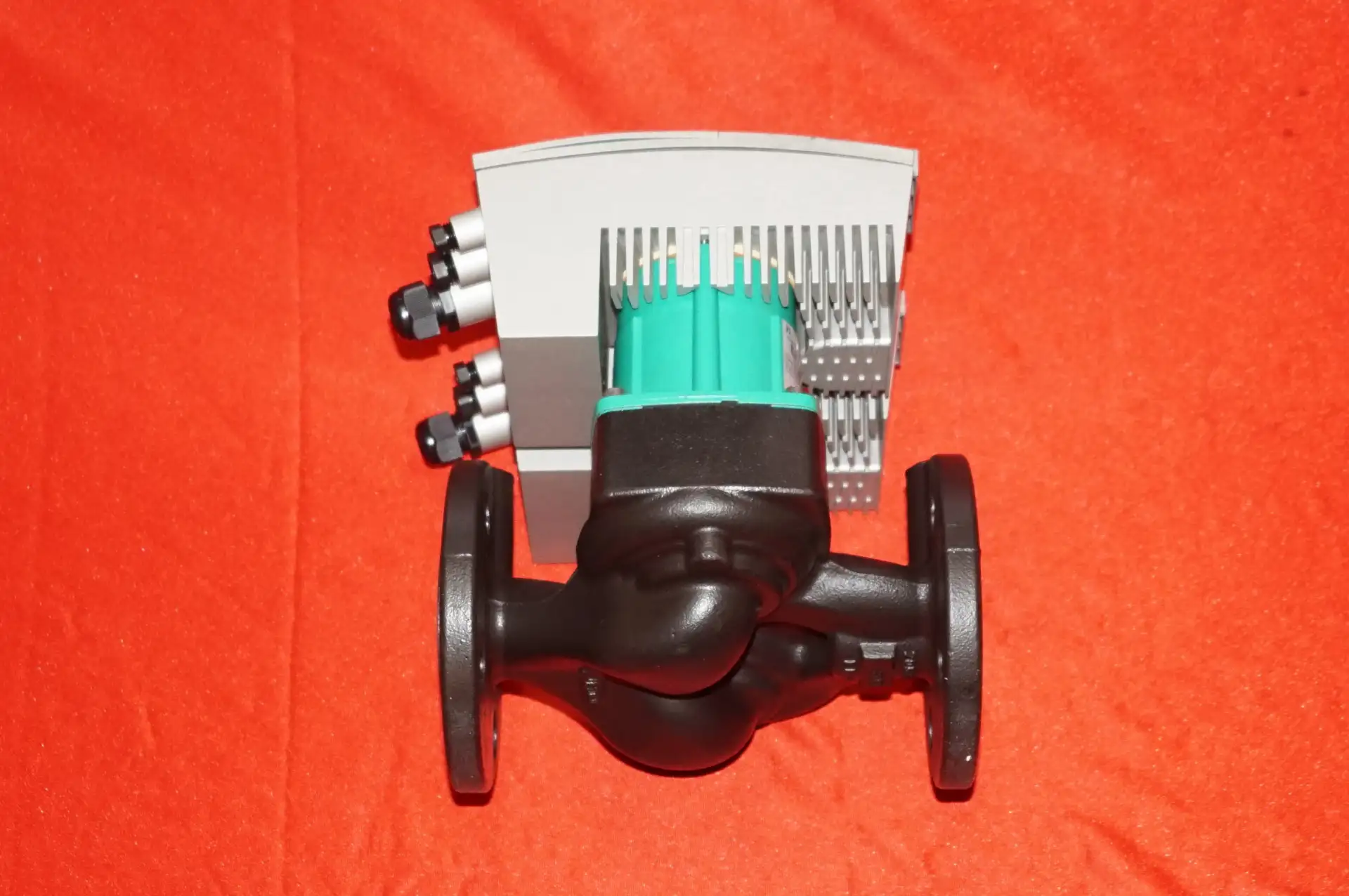 Wilo Stratos D 32 /1-8 Hocheffizienzpumpe Doppelpumpe – Ansicht 4