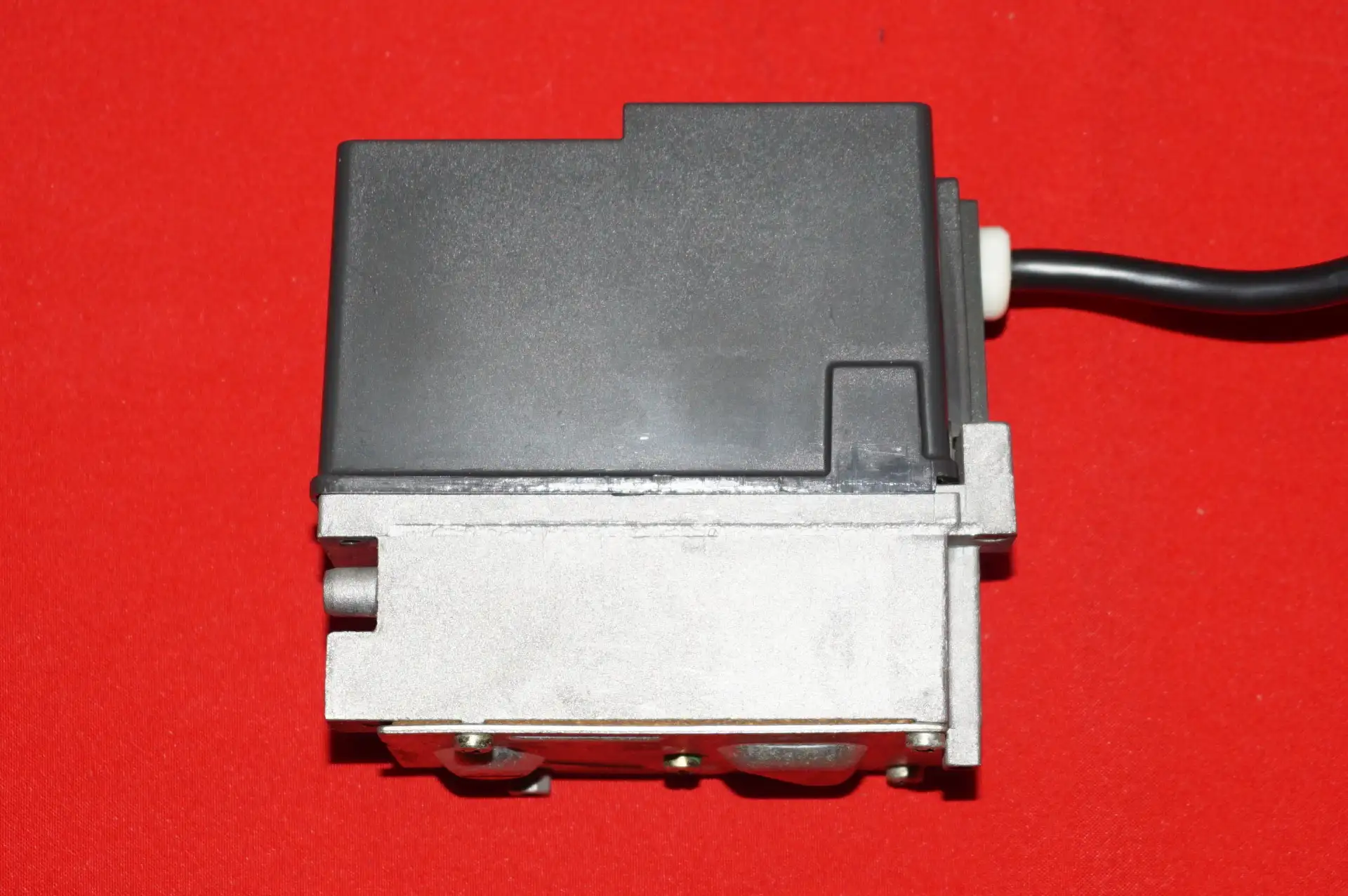 Honeywell Gaskombiregler VR4705A UNBENUTZT – Ansicht 5