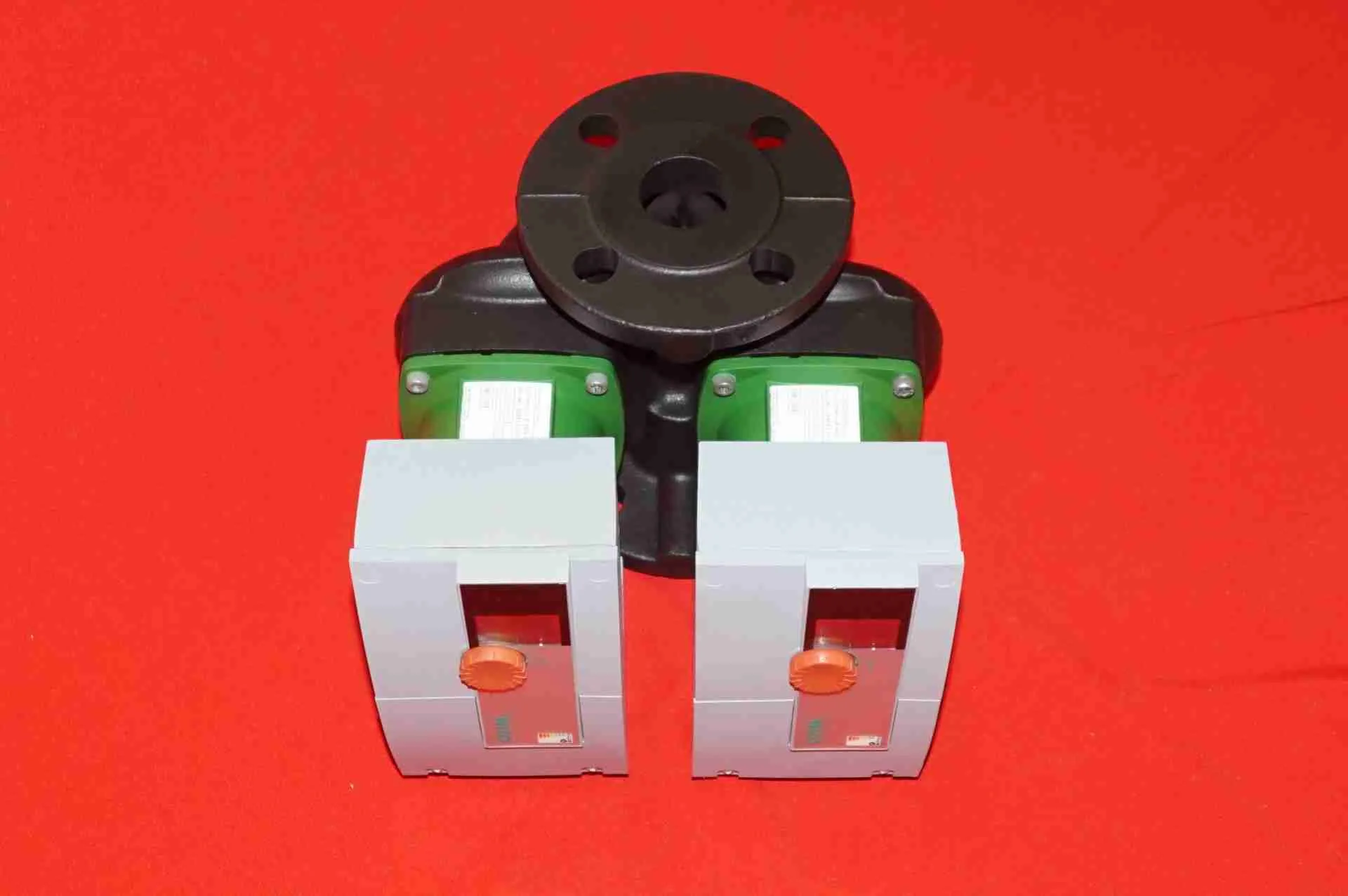 Wilo Stratos D 40/1-8 Hocheffizienz – Doppelpumpe – Ansicht 4