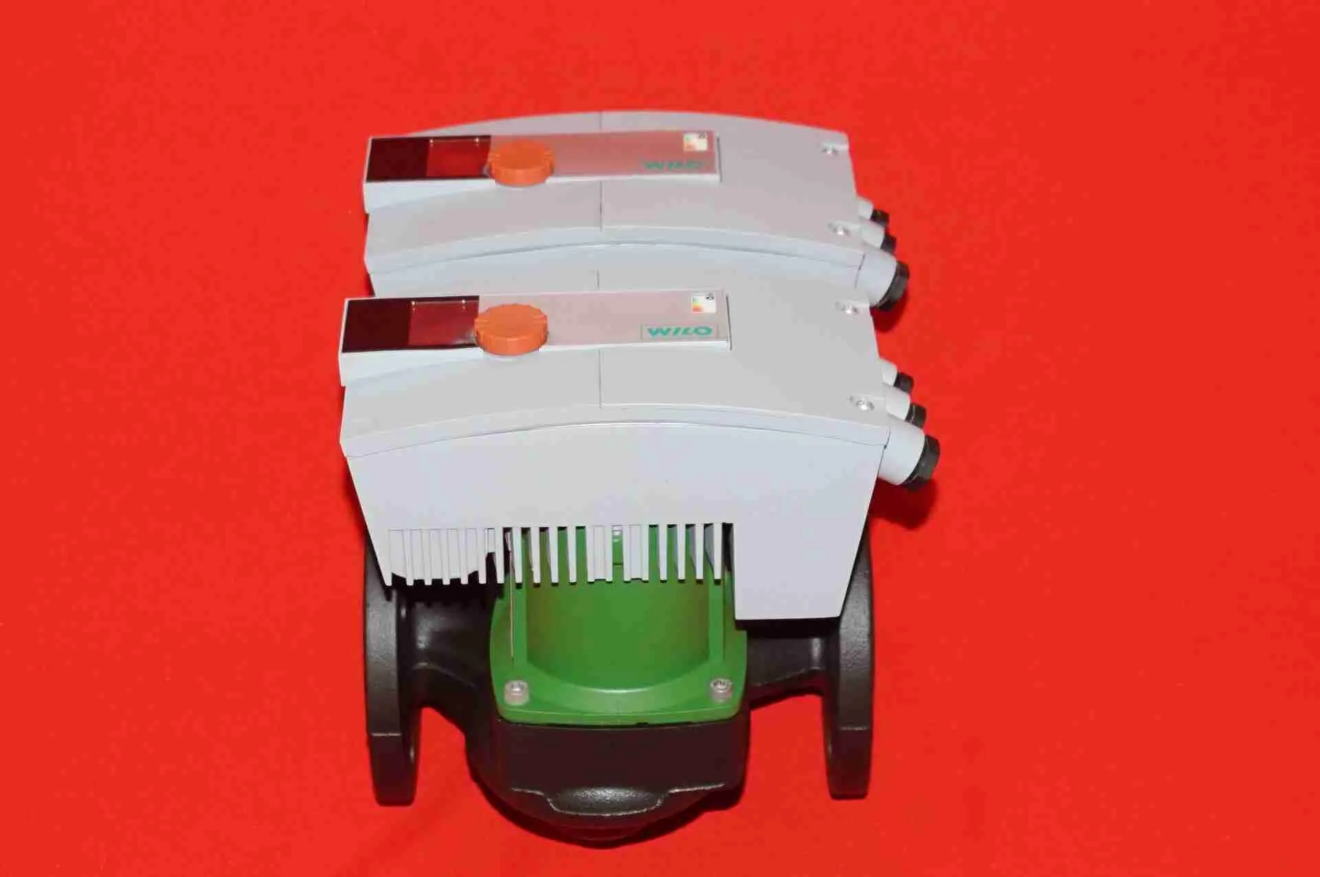 Wilo Stratos D 40/1-8 Hocheffizienz – Doppelpumpe – Ansicht 3