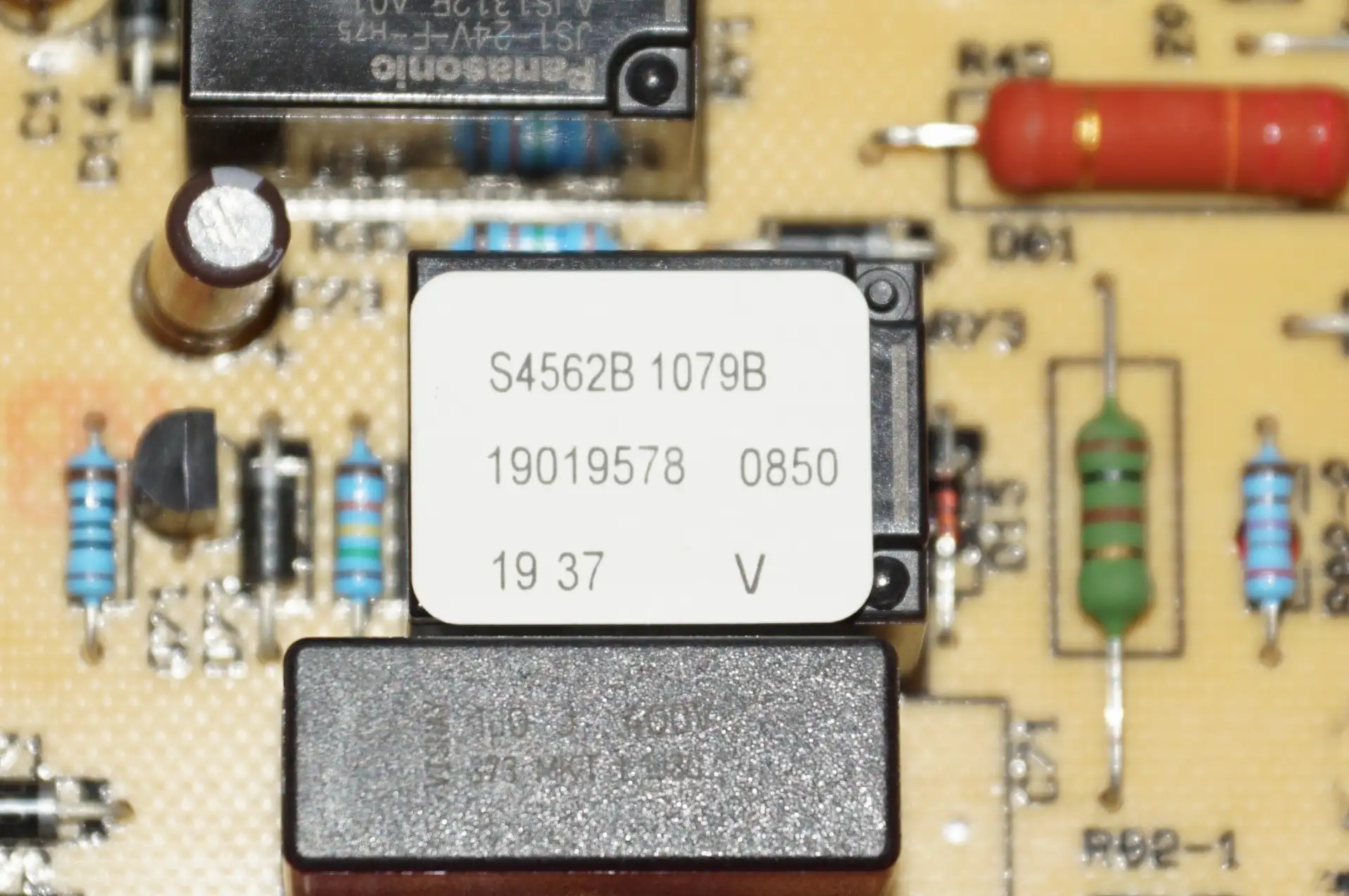 Honeywell Vaillant Gasfeuerungsautomat S4562B – Ansicht 3
