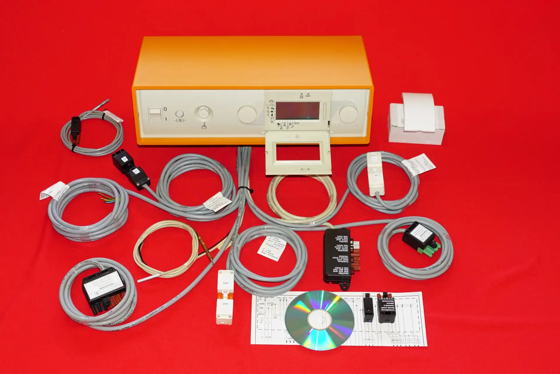 Wolf R32 4W DigiCompact 8810958 Kesselregelung – Produktansicht
