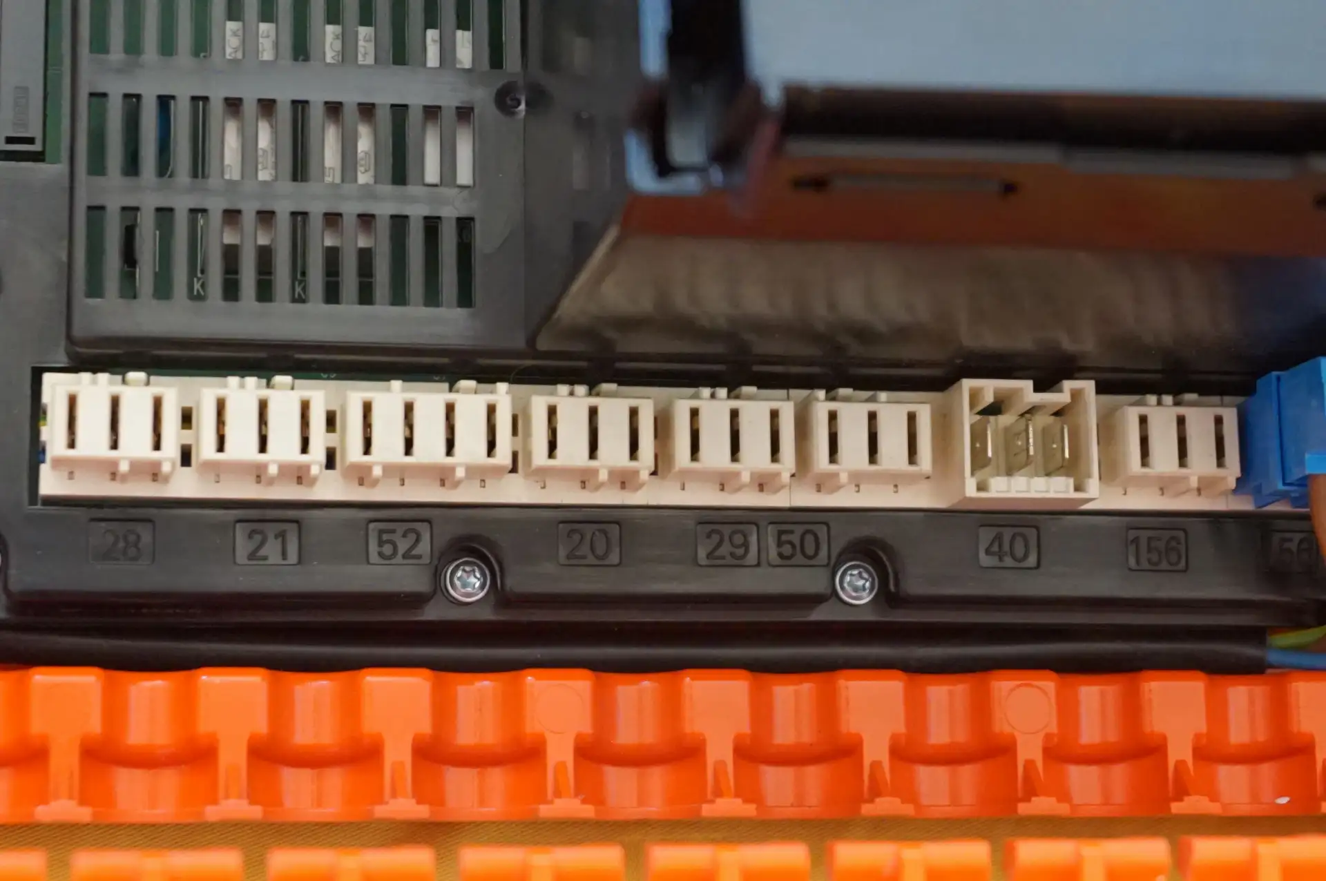 Viessmann „Base E“ Heizungsregelung m. Mischermodul – Ansicht 12
