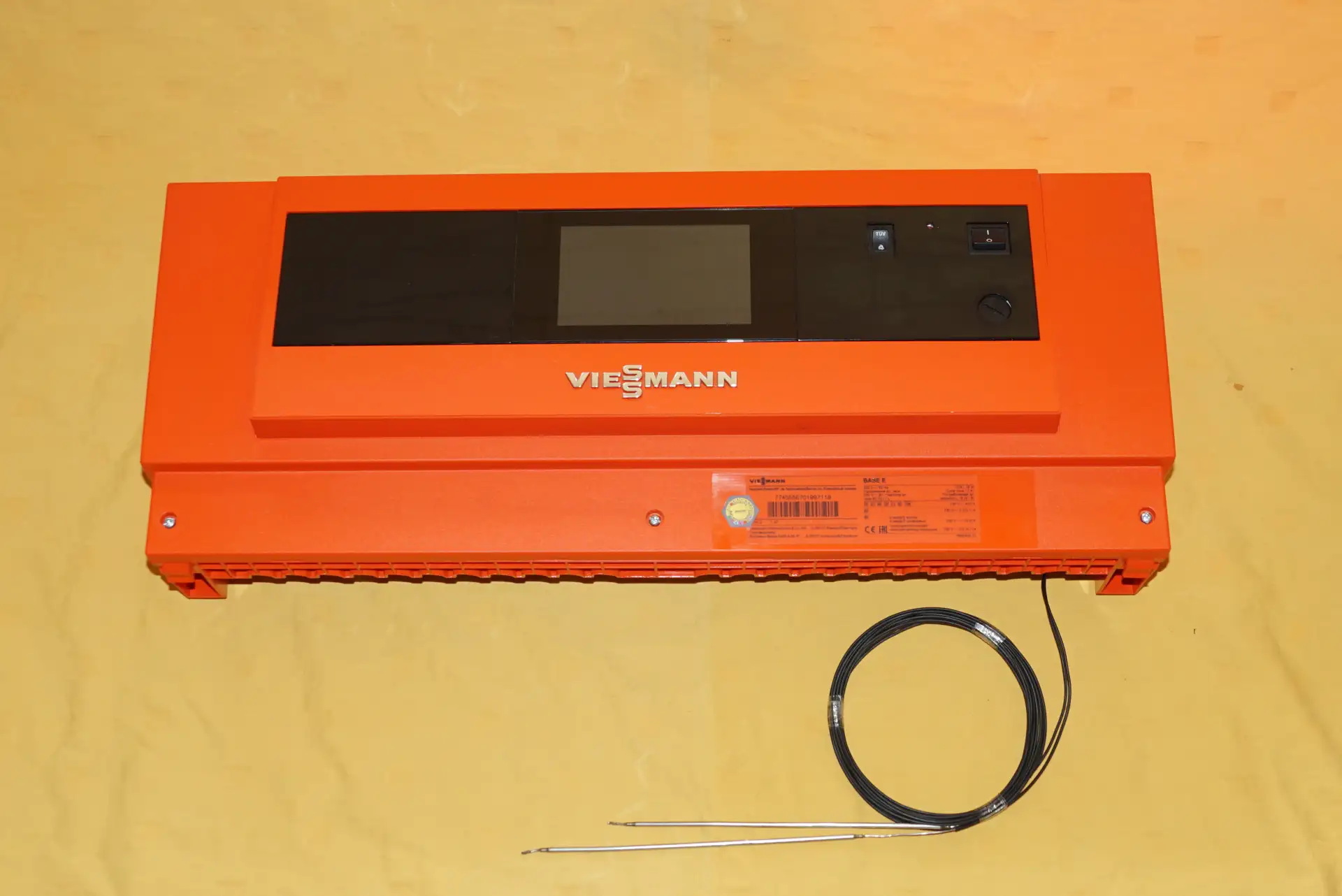 Viessmann „Base E“ Heizungsregelung m. Mischermodul – Ansicht 3