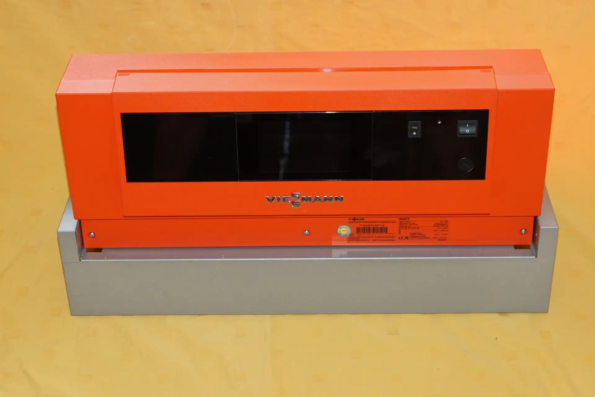 Viessmann „Base E“ Heizungsregelung m. Mischermodul – Produktansicht
