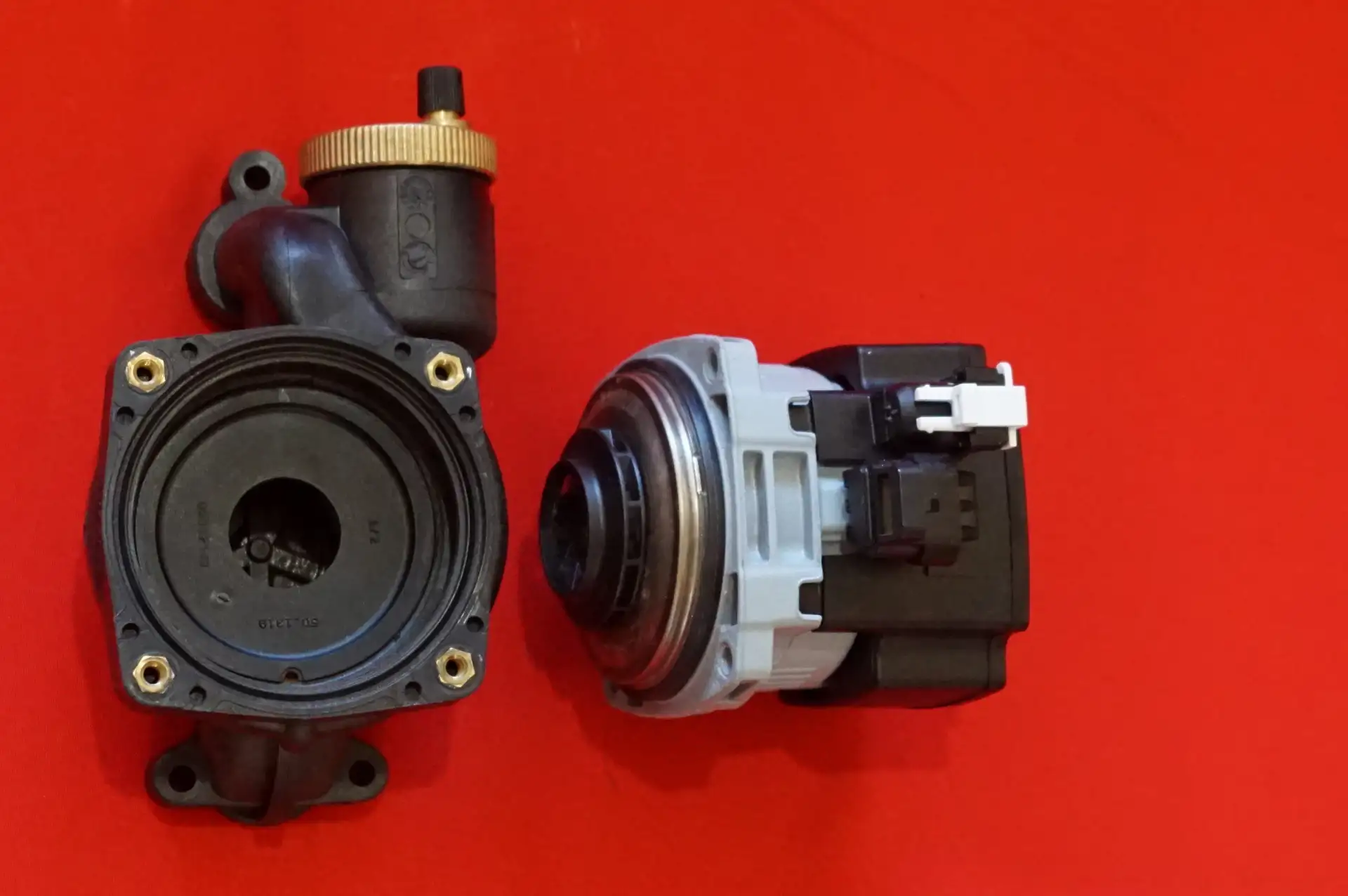 Grundfos Vaillant UPMO 15-60 Effizienzpumpe – Ansicht 9