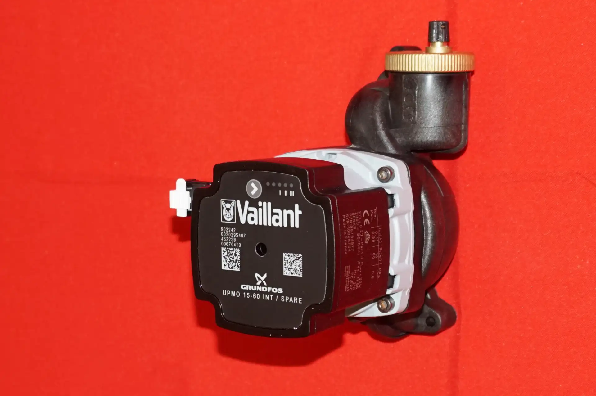 Grundfos Vaillant UPMO 15-60 Effizienzpumpe – Ansicht 2