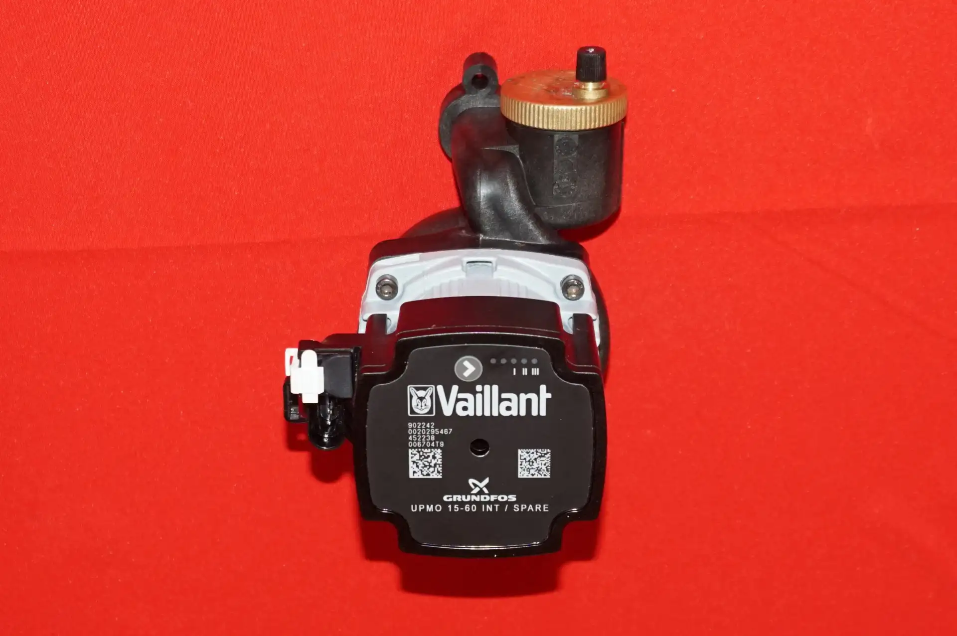 Grundfos Vaillant UPMO 15-60 Effizienzpumpe – Ansicht 4