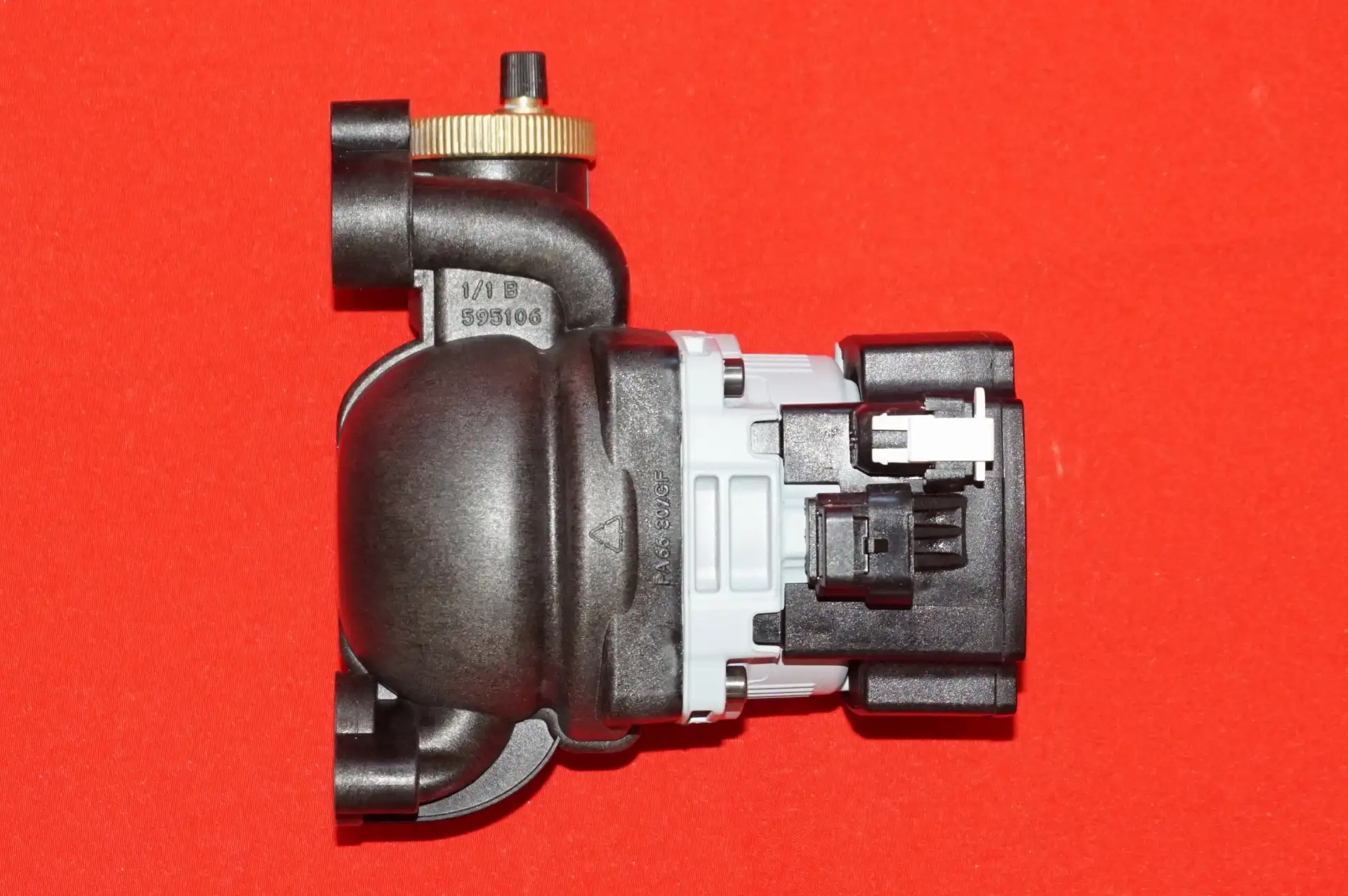 Grundfos Vaillant UPMO 15-60 Effizienzpumpe – Ansicht 5