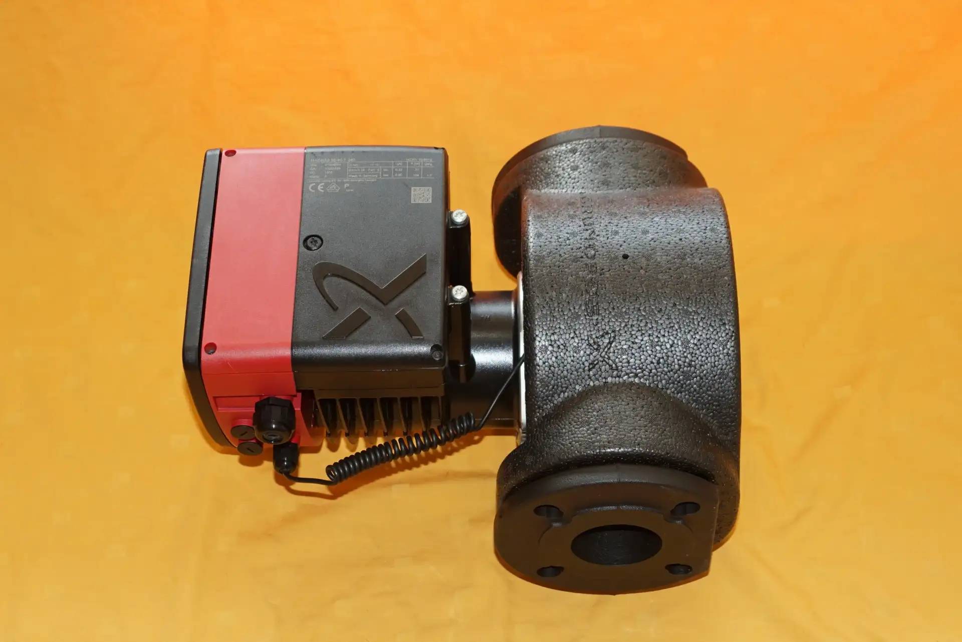 Grundfos Magna 3 65-40 F Heizungspumpe UNBENUTZT – Ansicht 5