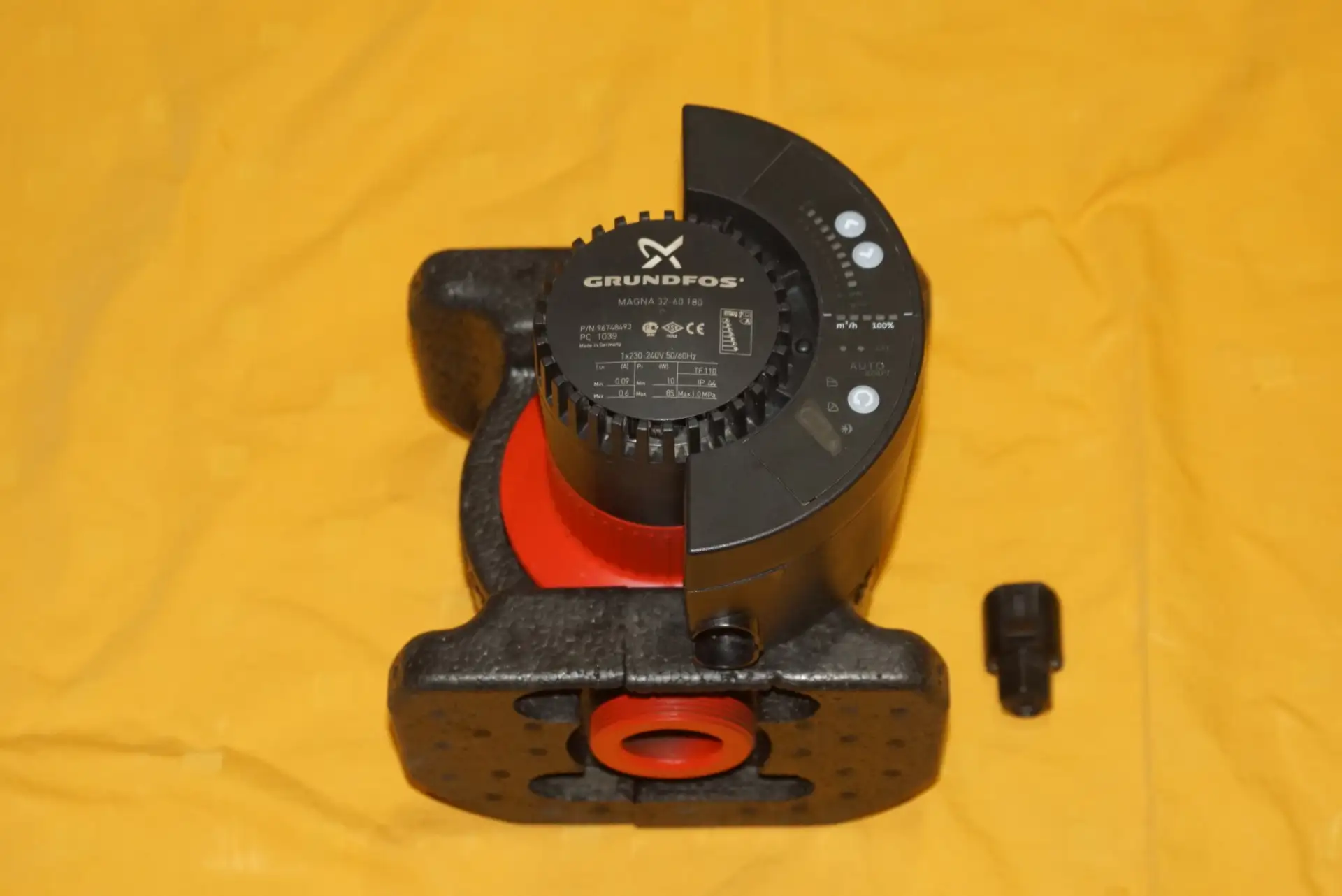 Grundfos Magna 32-60 180 Heizungspumpe – Ansicht 2