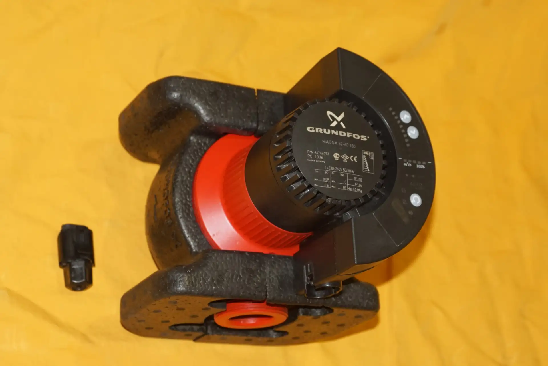 Grundfos Magna 32-60 180 Heizungspumpe – Produktansicht