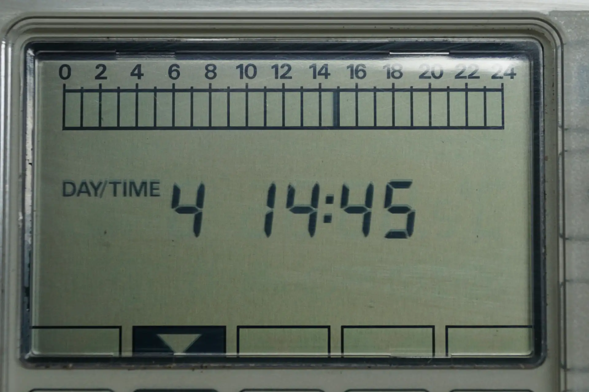 Landis & Gyr RVP 97 Digitaler Fernheizungsregler – Ansicht 6