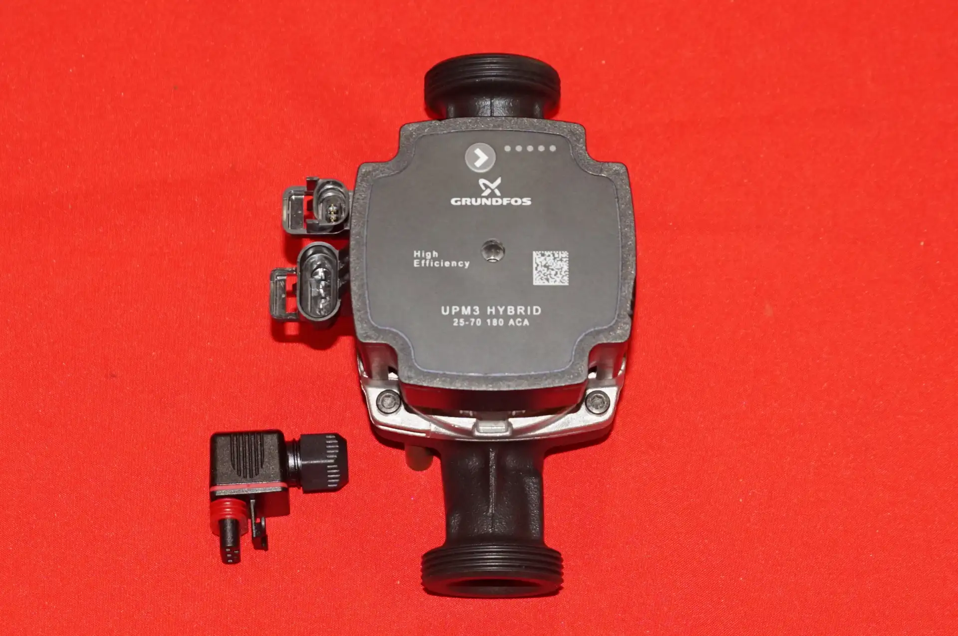 Grundfos UPM 3  25-70 180 Hybrid Hocheffizienzpumpe – Produktansicht