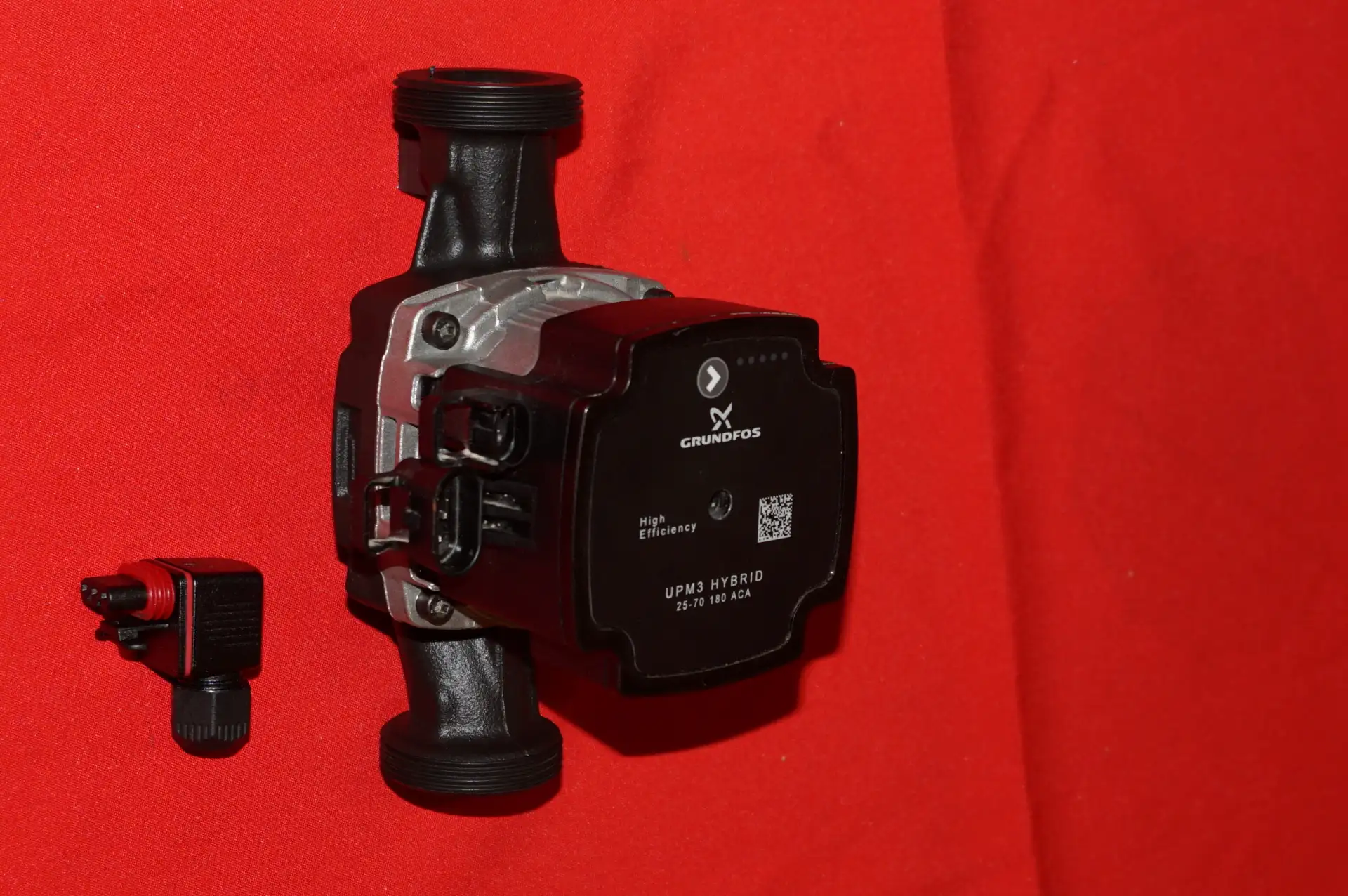 Grundfos UPM 3  25-70 180 Hybrid Hocheffizienzpumpe – Ansicht 2