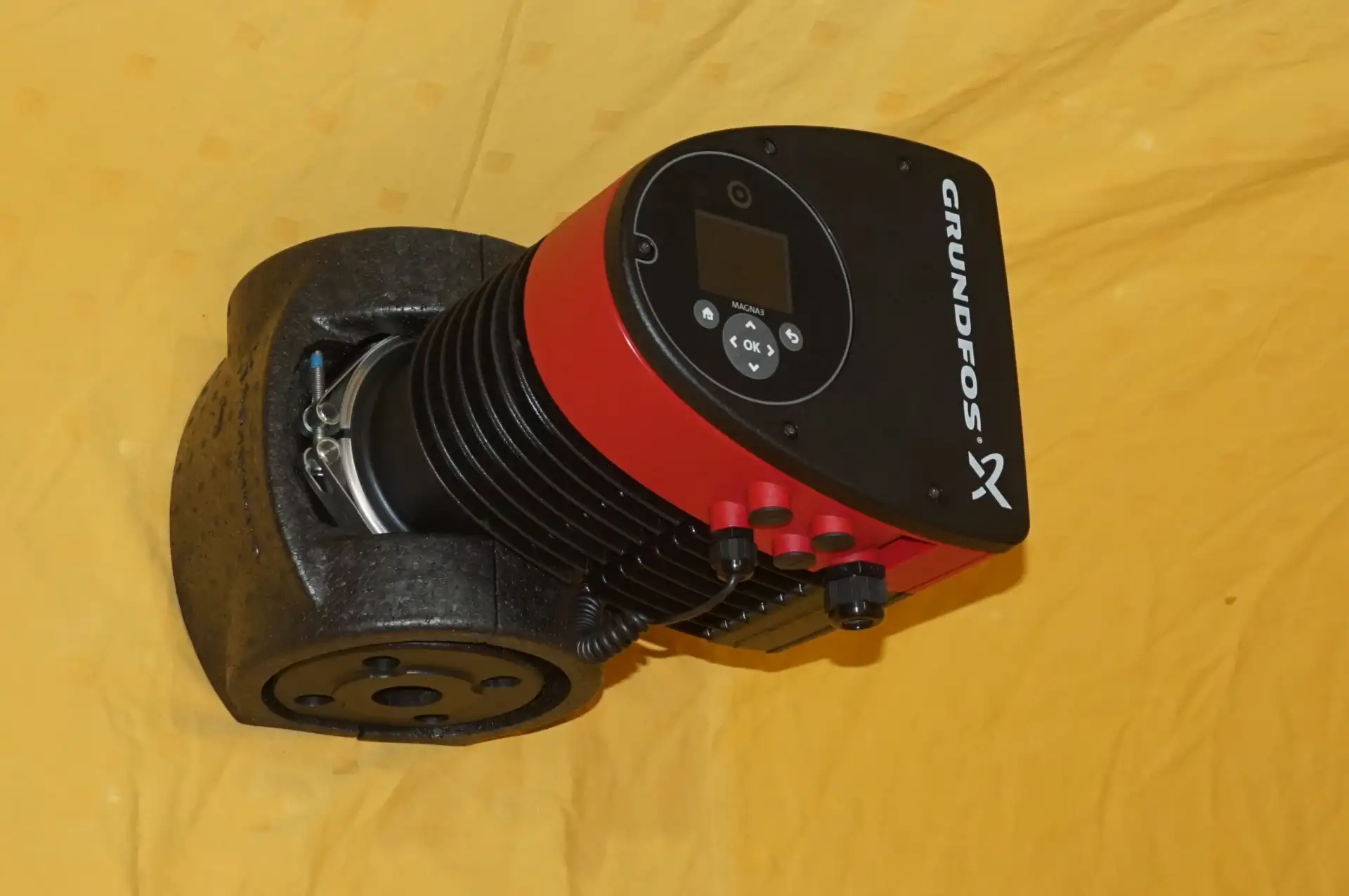 Grundfos Magna 3  32-120 F Hocheffizienzpumpe NEUWERTIG – Ansicht 2