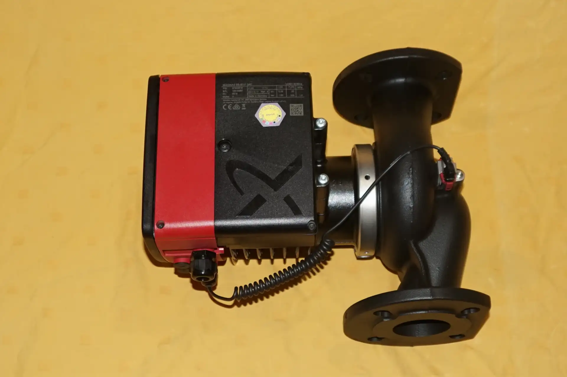 Grundfos Magna 3  65-60 F Heizungspumpe UNBENUTZT – Ansicht 10