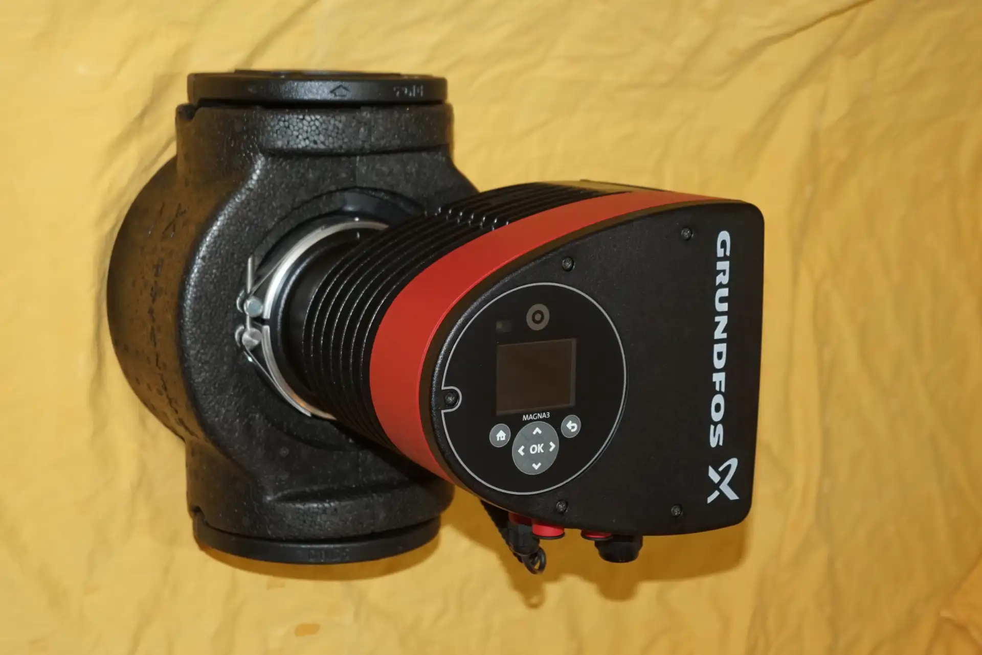 Grundfos Magna 3  65-60 F Heizungspumpe UNBENUTZT – Produktansicht