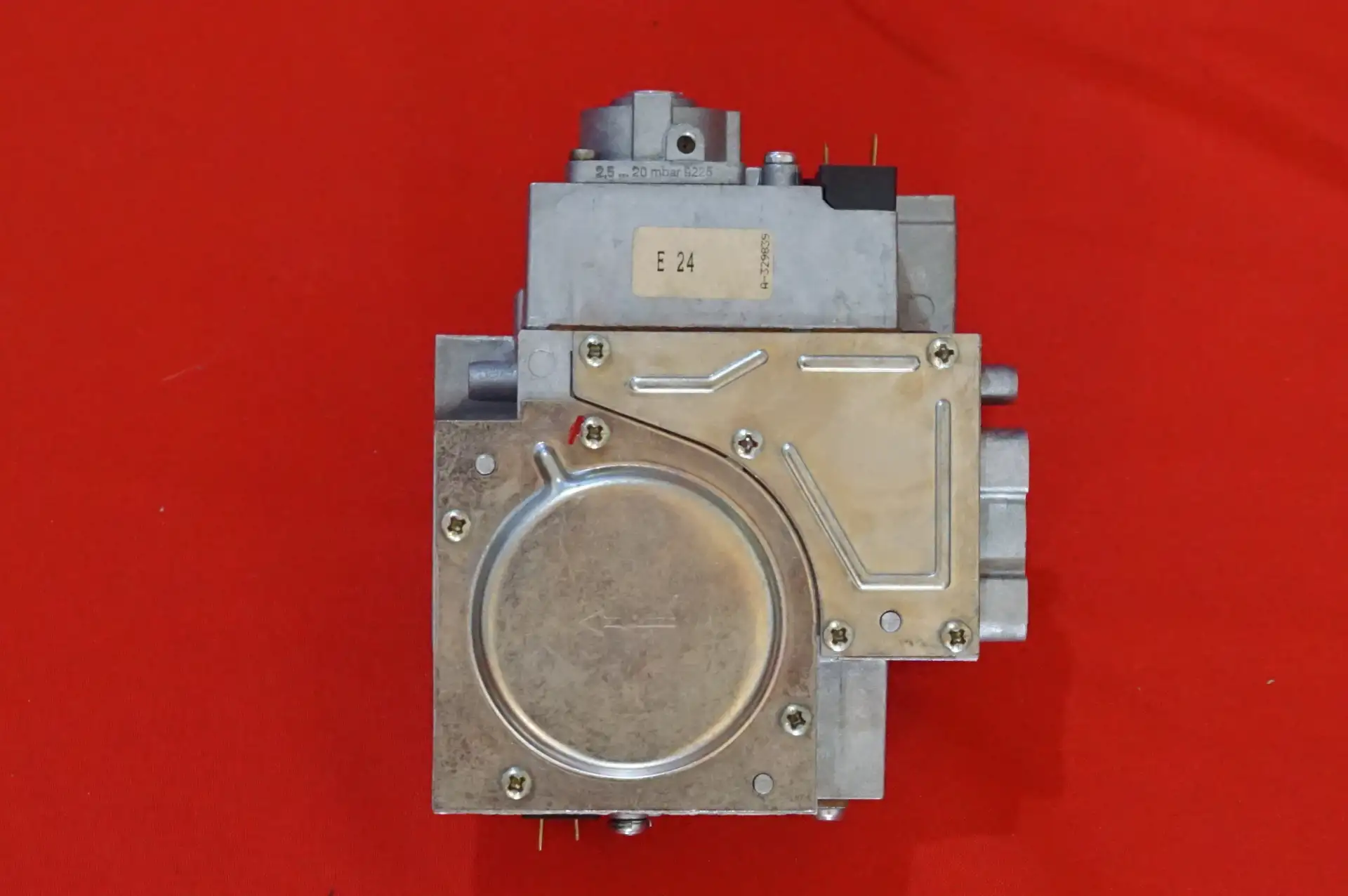 Honeywell Gaskombiregler VR 4925A 1007  1 – Ansicht 5