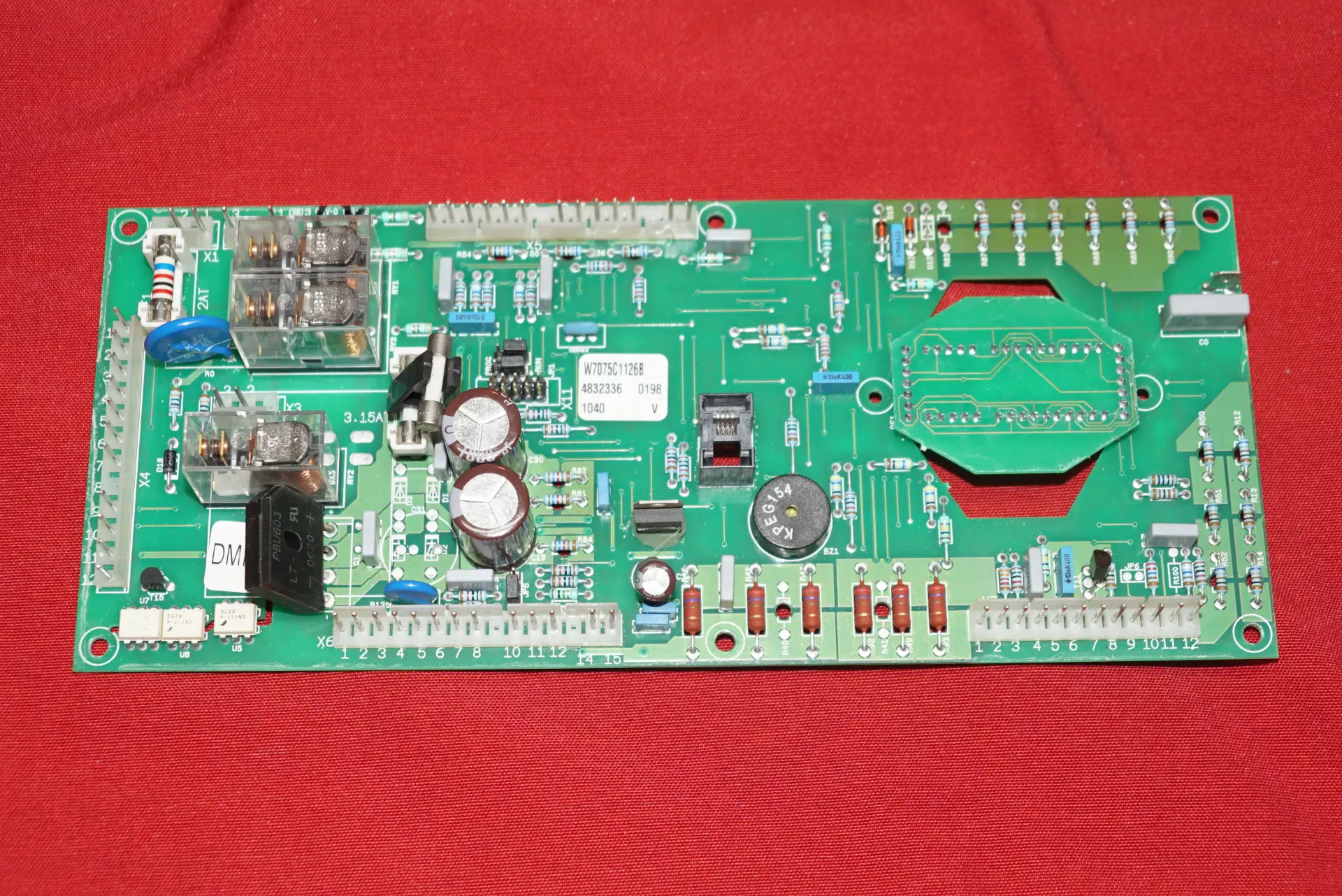 Rapido Ferroli Leiterplatte DMF04D aus Econpact 15 – Produktansicht