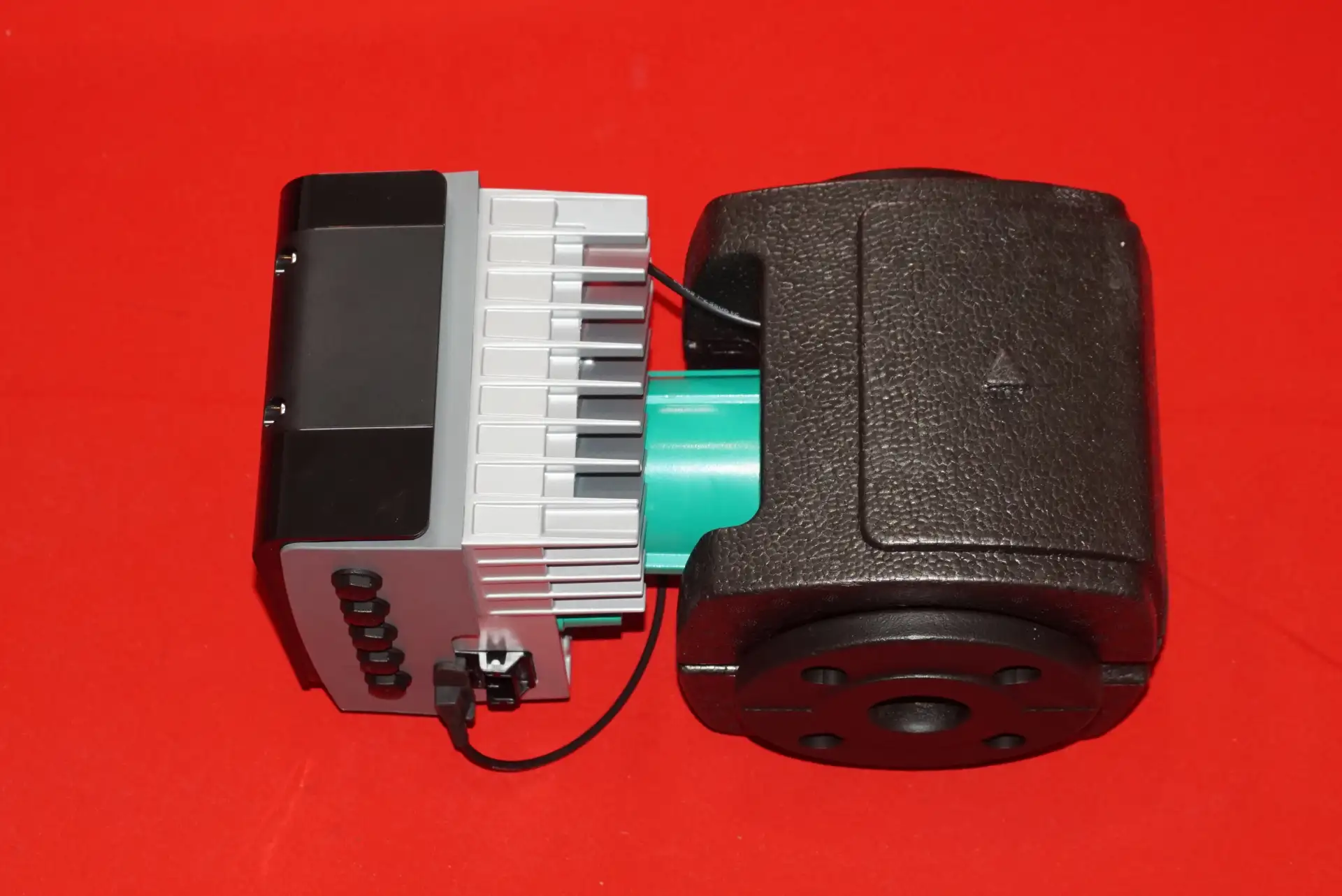 Wilo Stratos Maxo 40 /0,5-8 Hocheffizienzpumpe – Ansicht 5