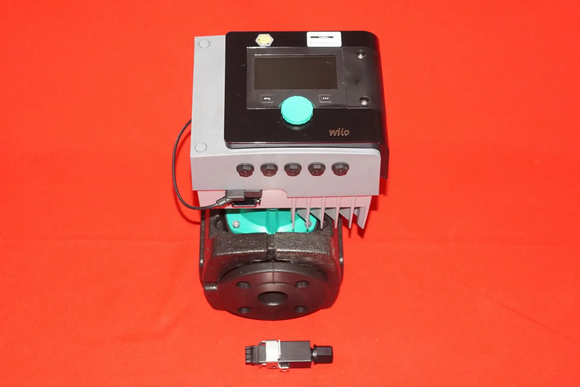 Wilo Stratos Maxo 40 /0,5-12 Hocheffizienzpumpe – Produktansicht