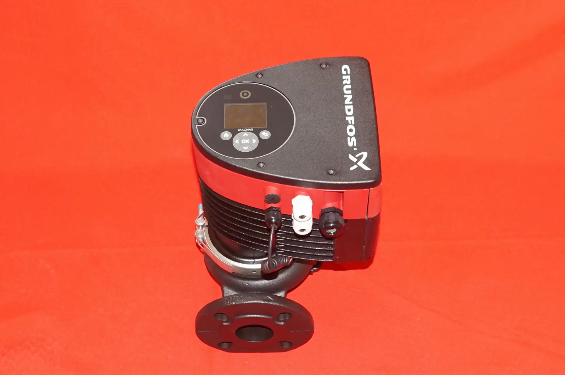 Grundfos Magna 3  50-100 F 280 Heizungspumpe UNBENUTZT – Ansicht 7