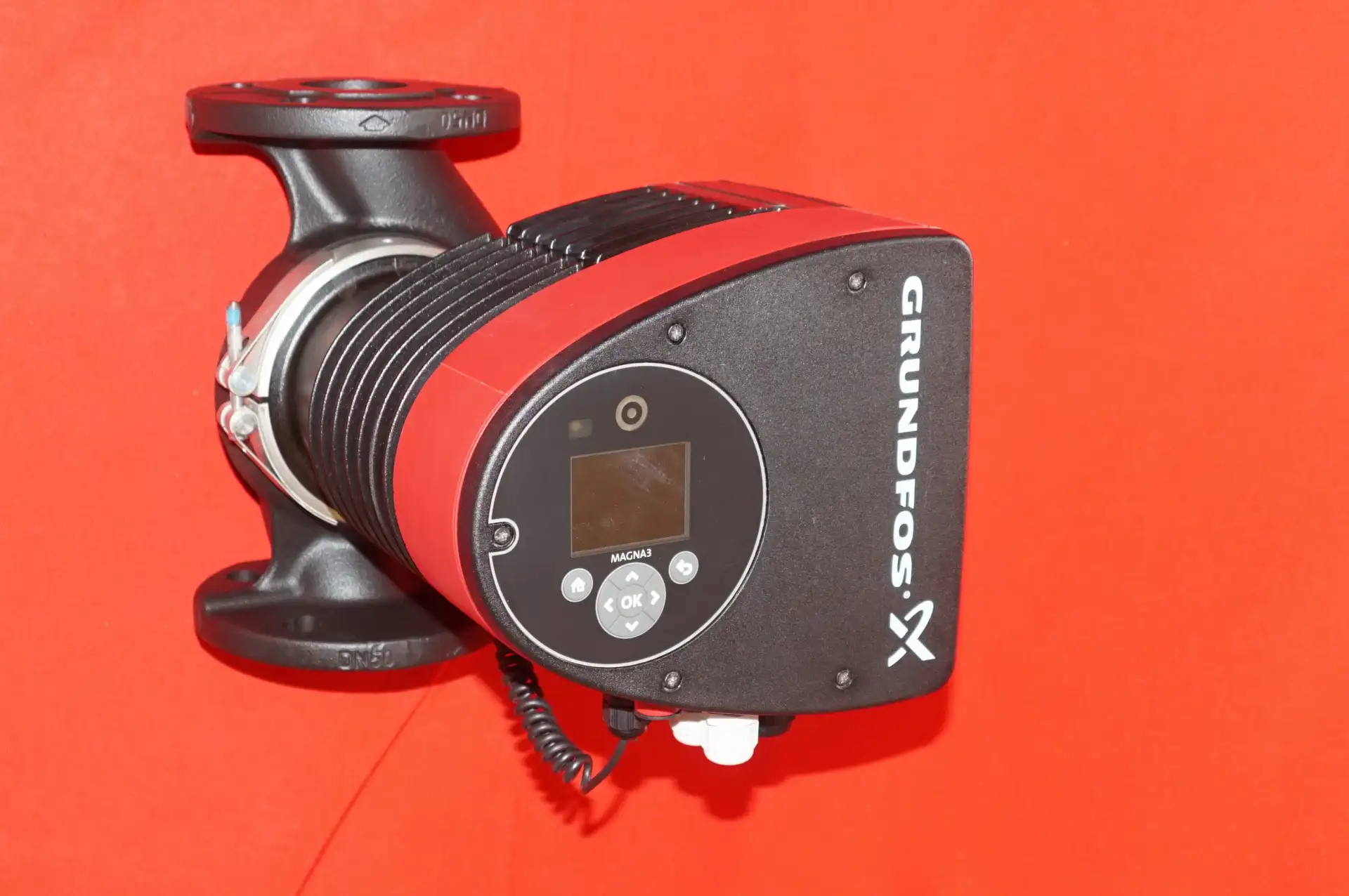 Grundfos Magna 3  50-100 F 280 Heizungspumpe UNBENUTZT – Ansicht 6