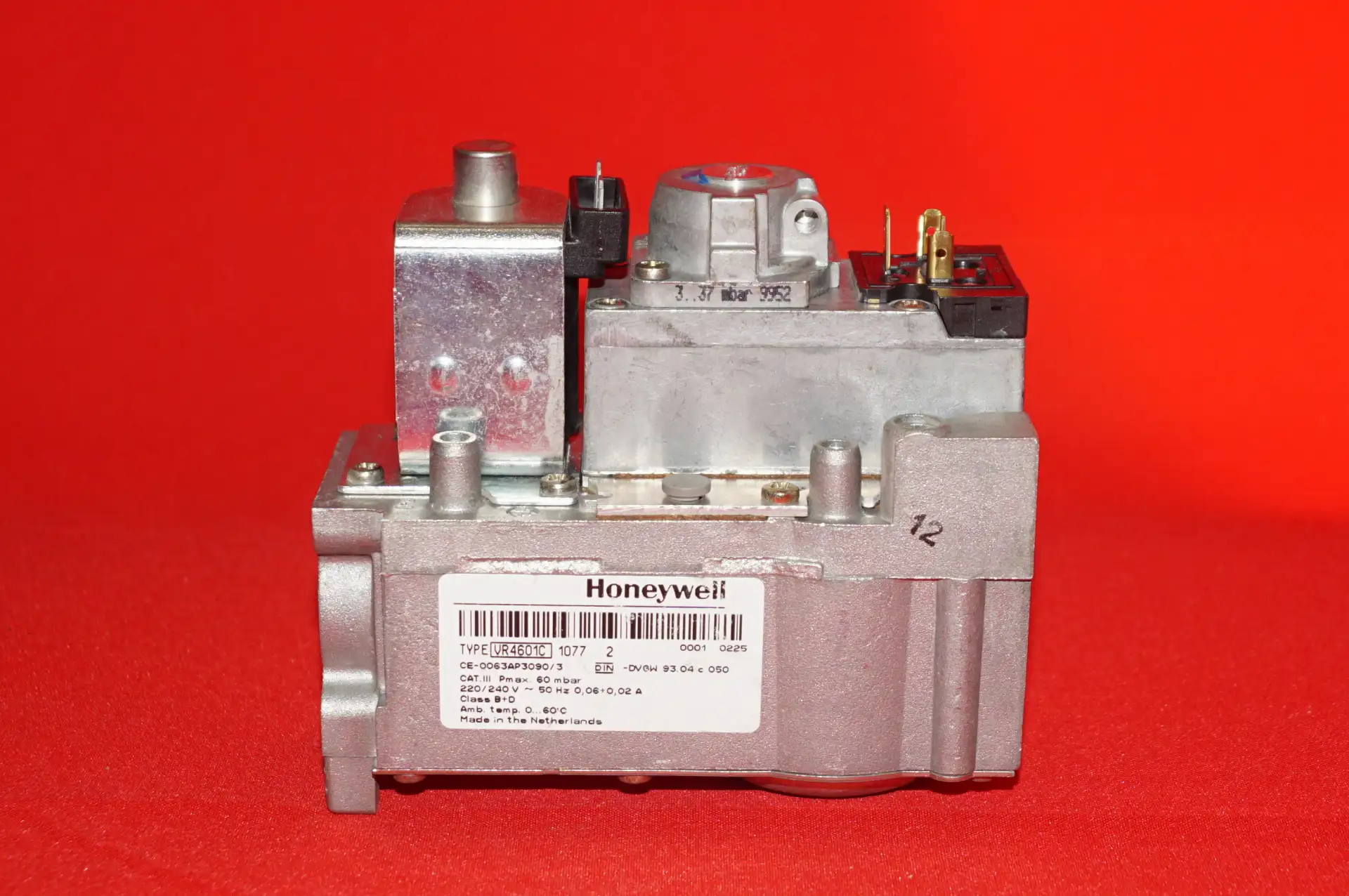 Honeywell Gaskombiregler VR4601C  UNBENUTZT – Produktansicht