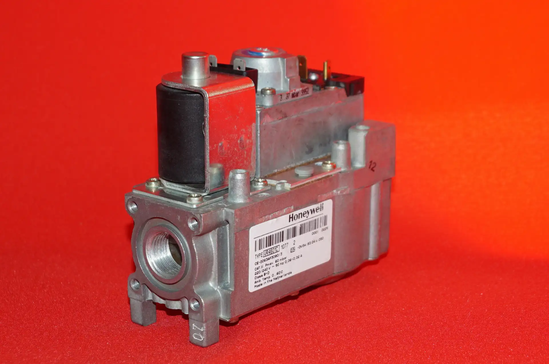 Honeywell Gaskombiregler VR4601C  UNBENUTZT – Ansicht 3