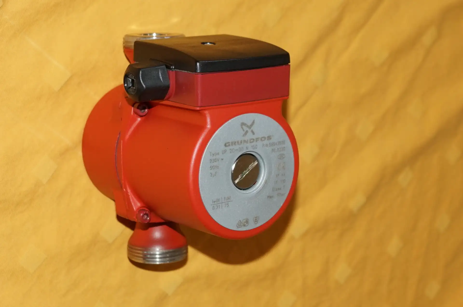 Grundfos UP 20 – 30 N 150mm Zirkulationspumpe Edelstahl – Produktansicht