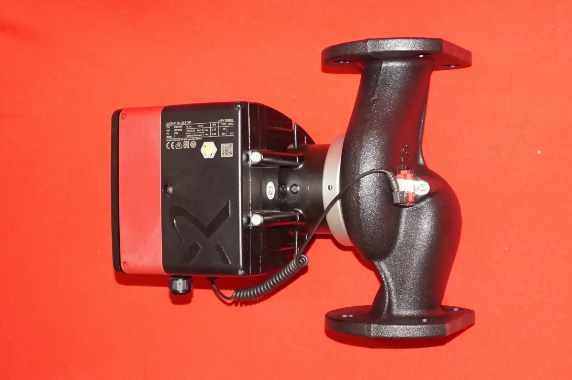 Grundfos Magna 3  65-120 F Heizungspumpe UNBENUTZT – Ansicht 9