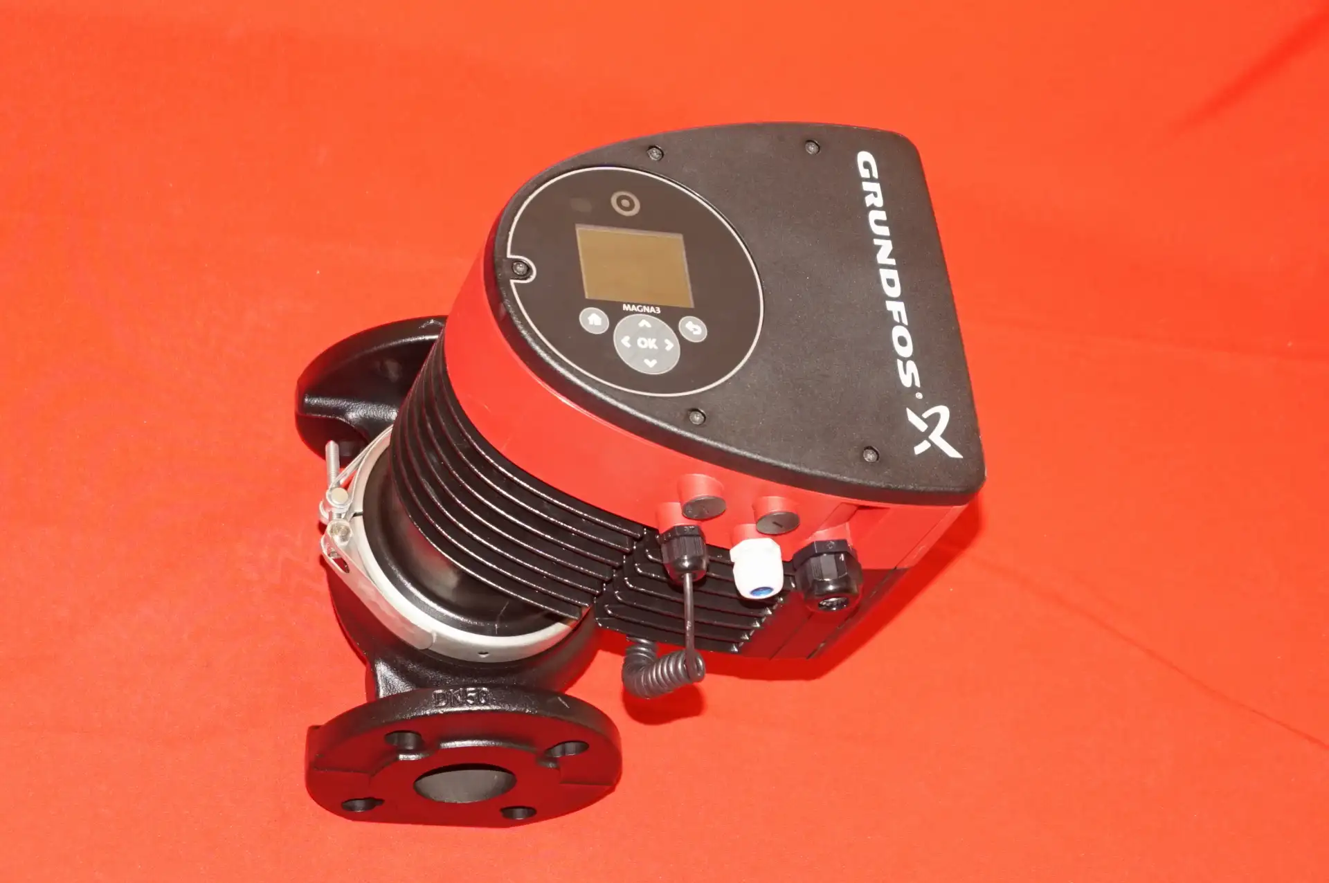 Grundfos Magna 3 50-80 F Heizungspumpe UNBENUTZT – Ansicht 2