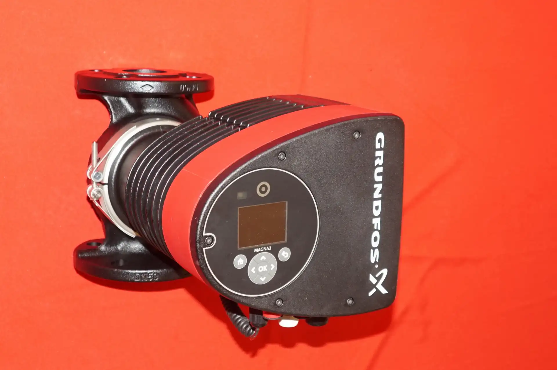 Grundfos Magna 3 50-80 F Heizungspumpe UNBENUTZT – Produktansicht